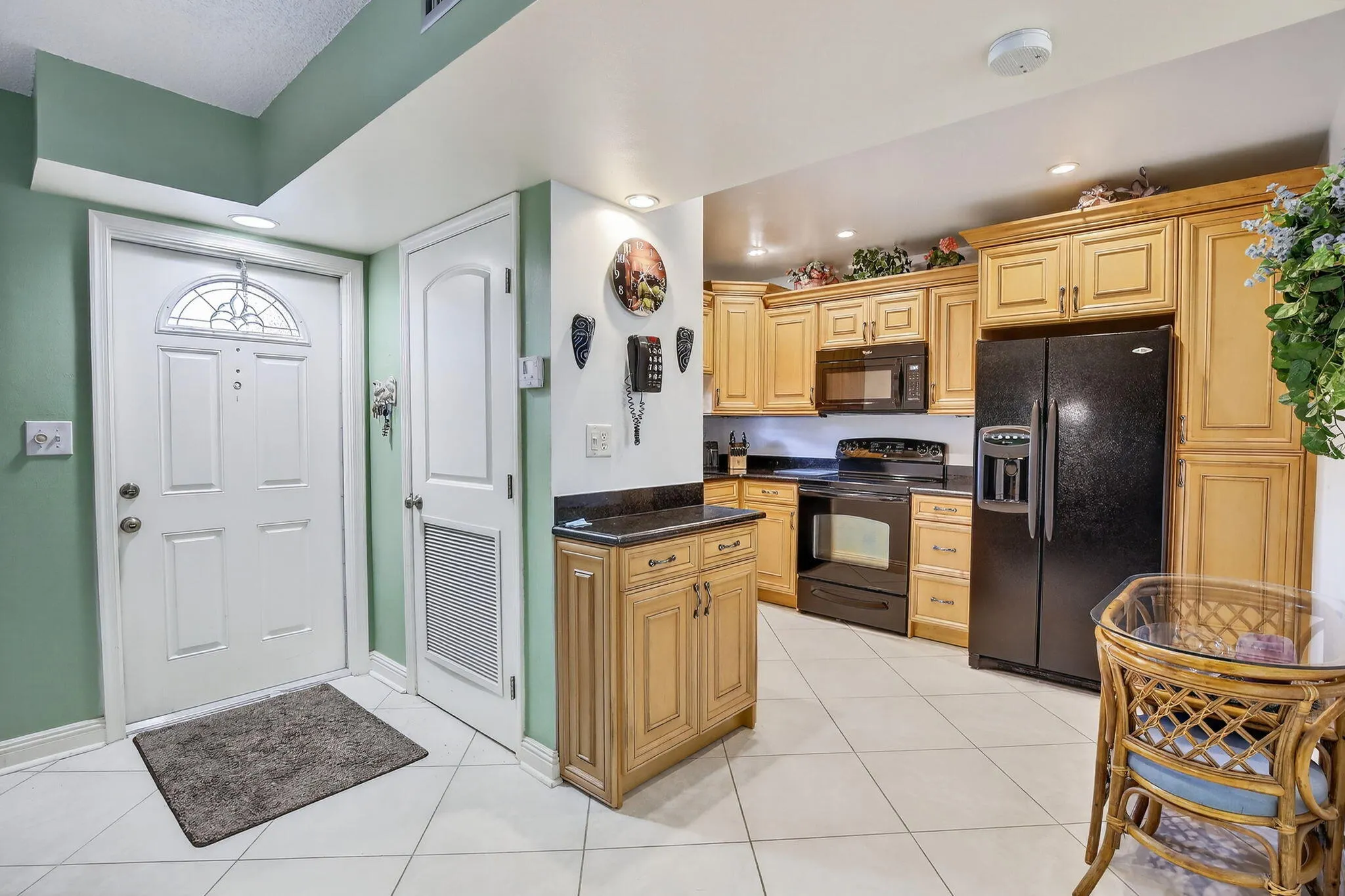 820 S HOLLYBROOK Drive #306