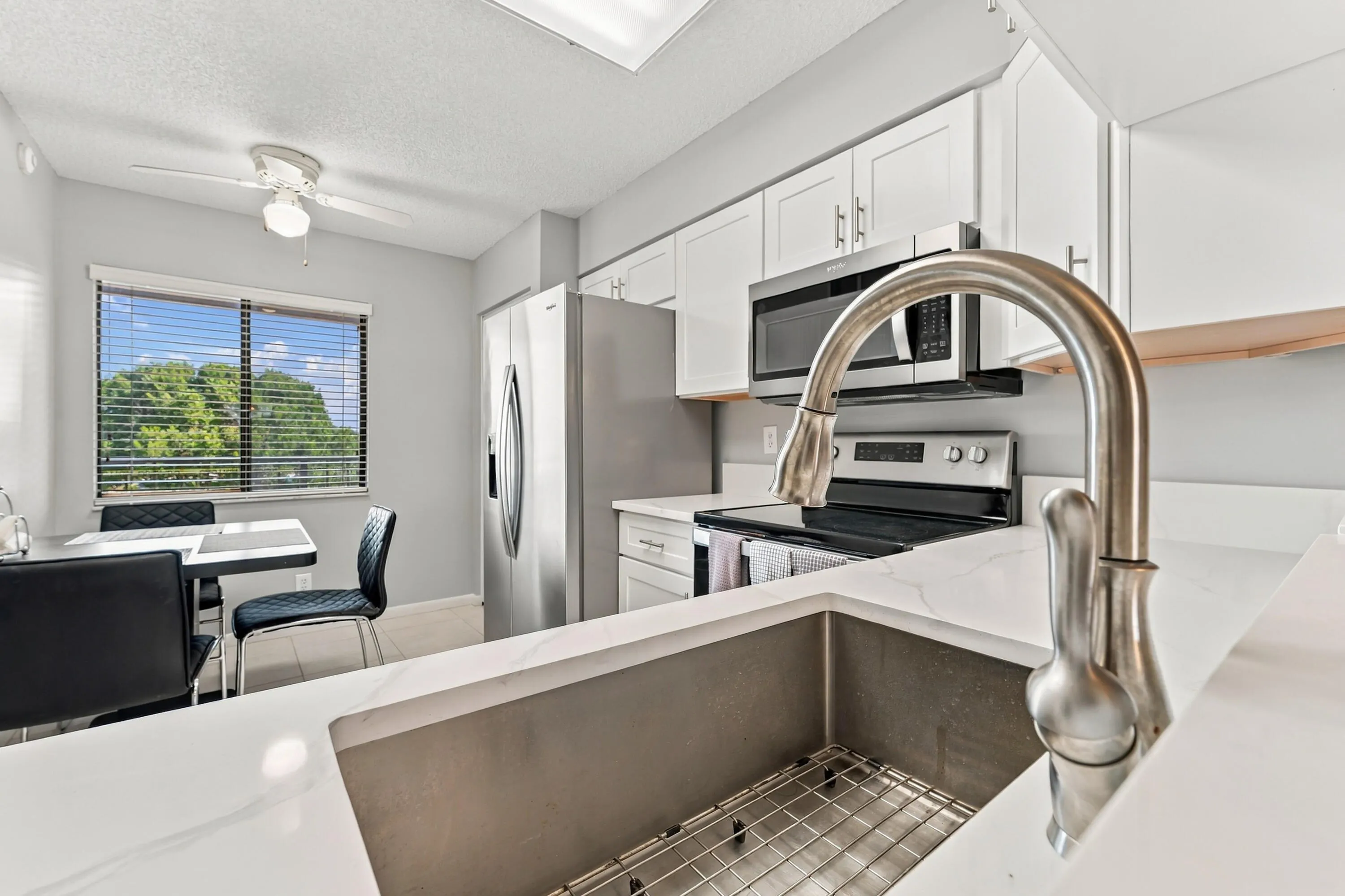 7280 AMBERLY Lane #402