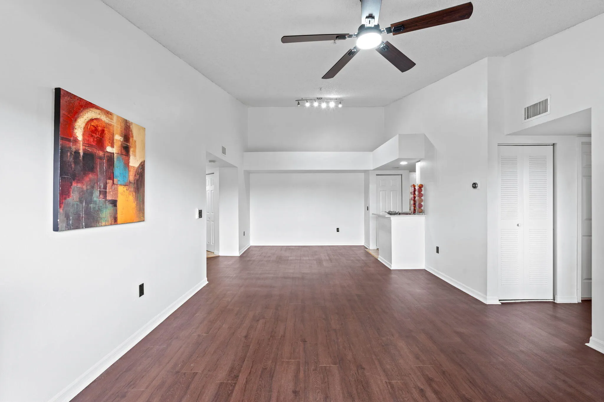 4183 N HAVERHILL Road #713
