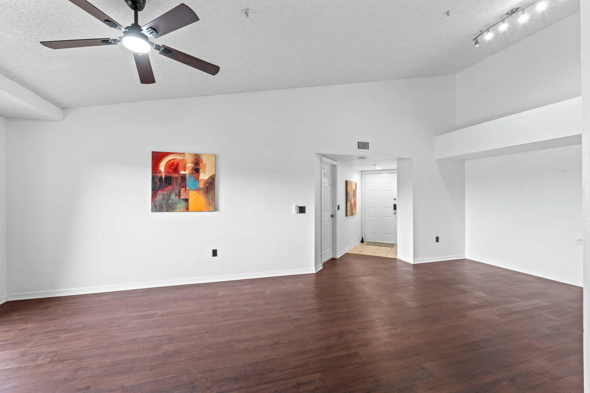 4183 N HAVERHILL Road #713