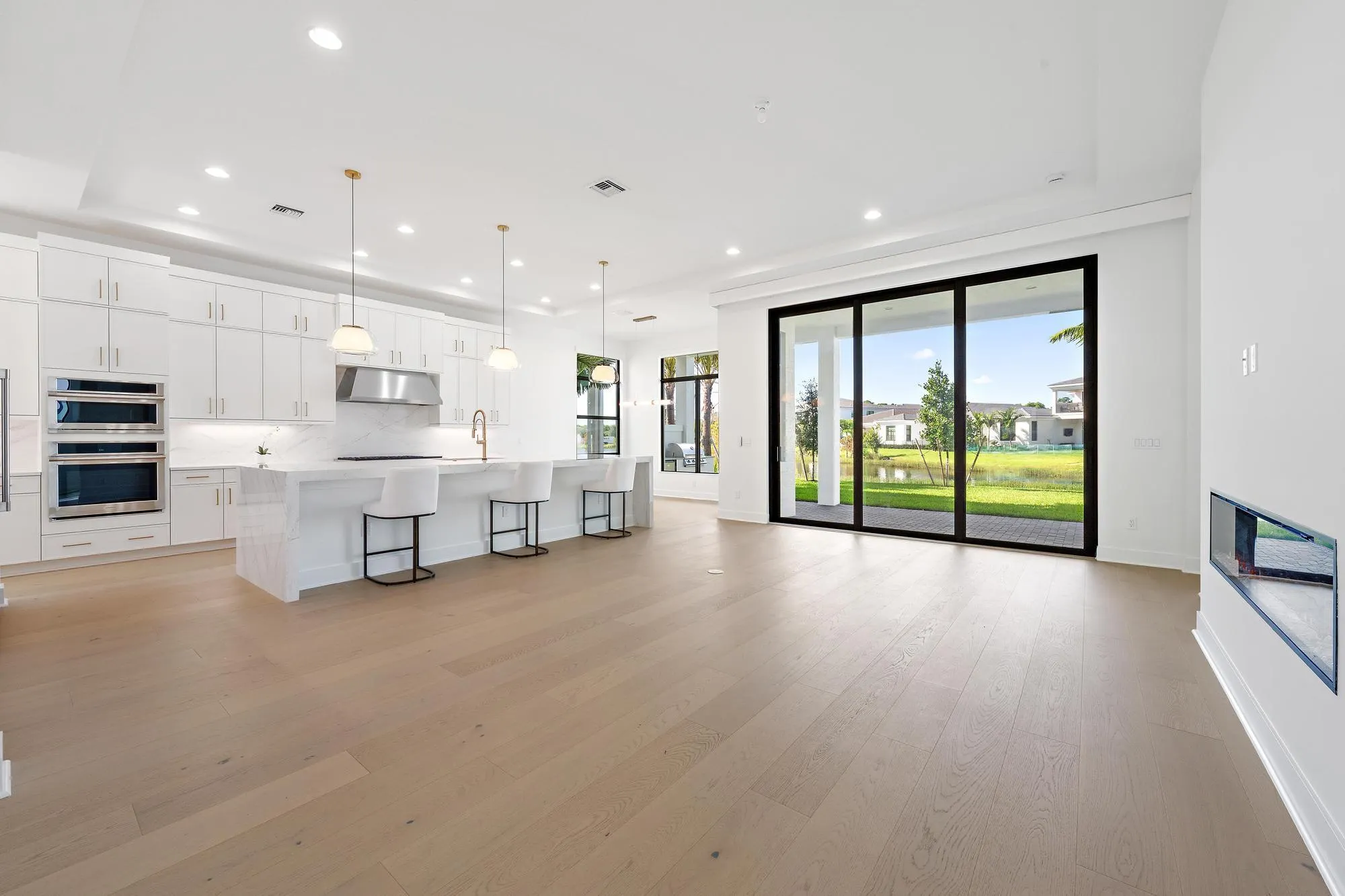 13271 Artisan Circle
