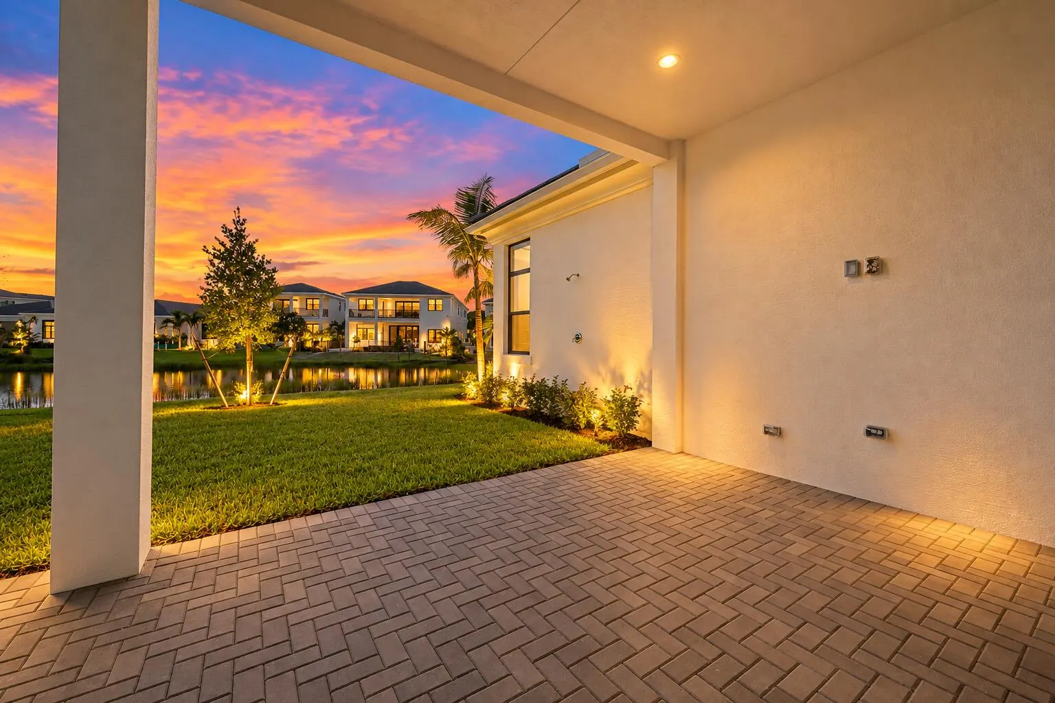 13271 Artisan Circle