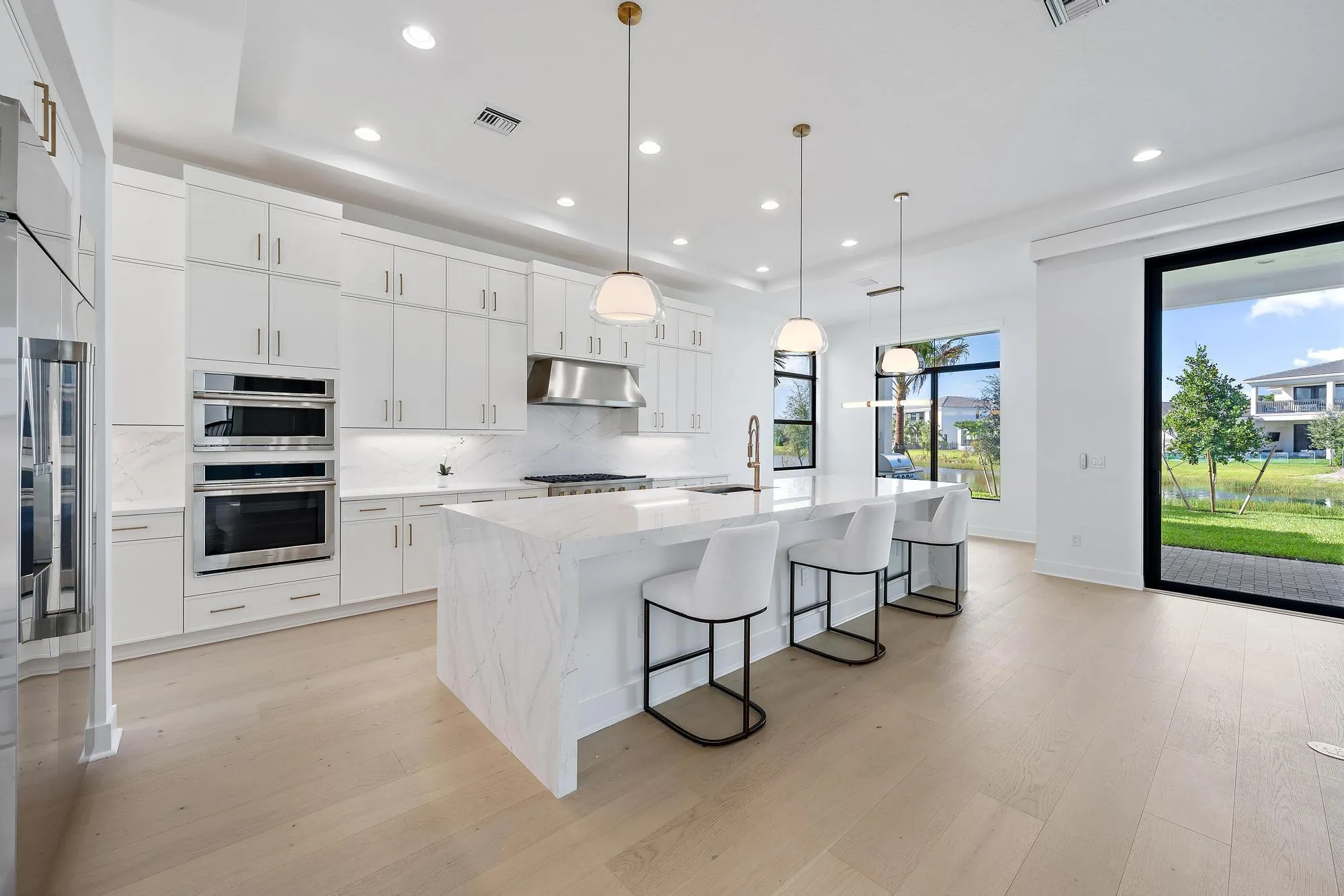13271 Artisan Circle