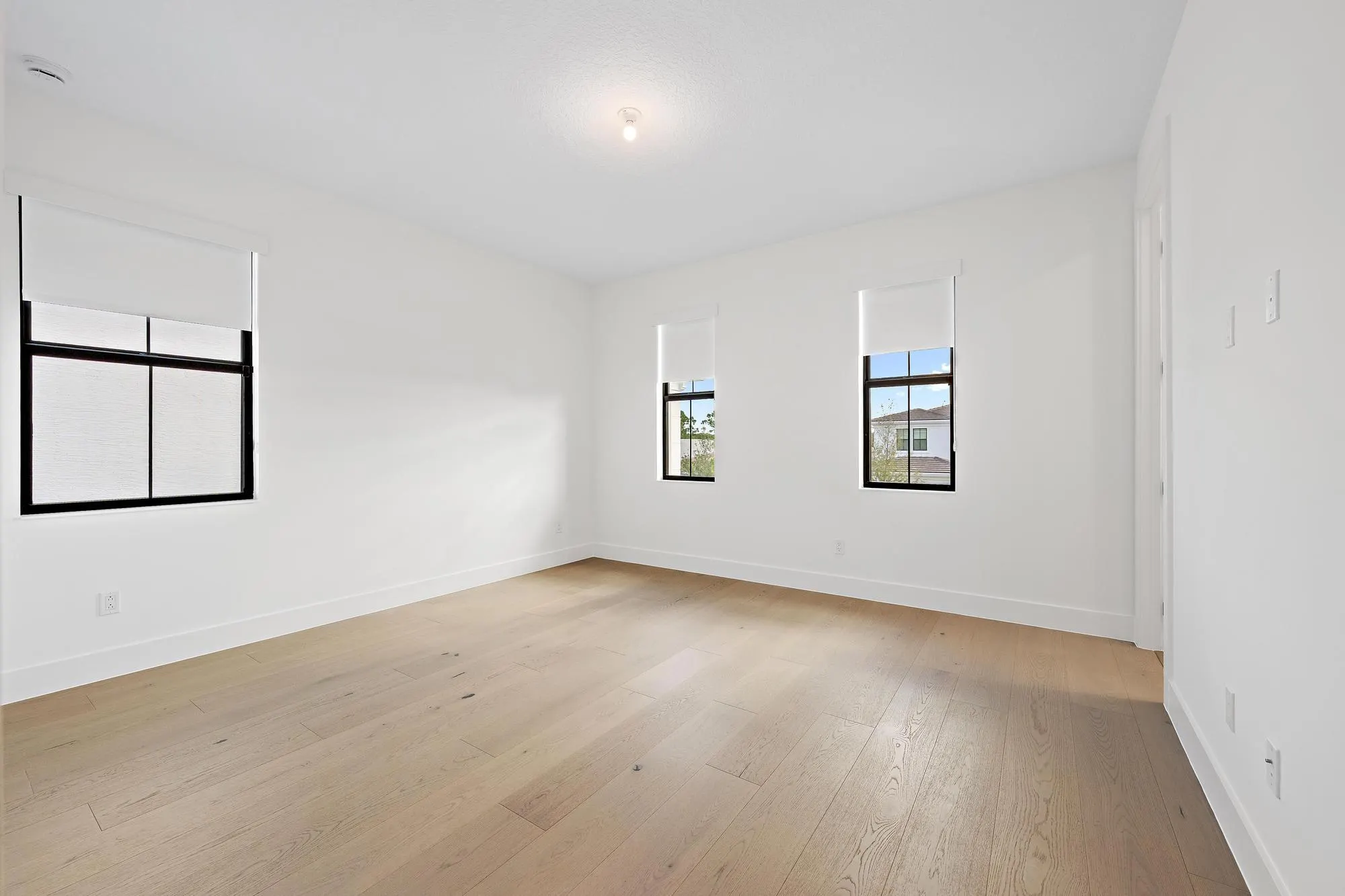13271 Artisan Circle
