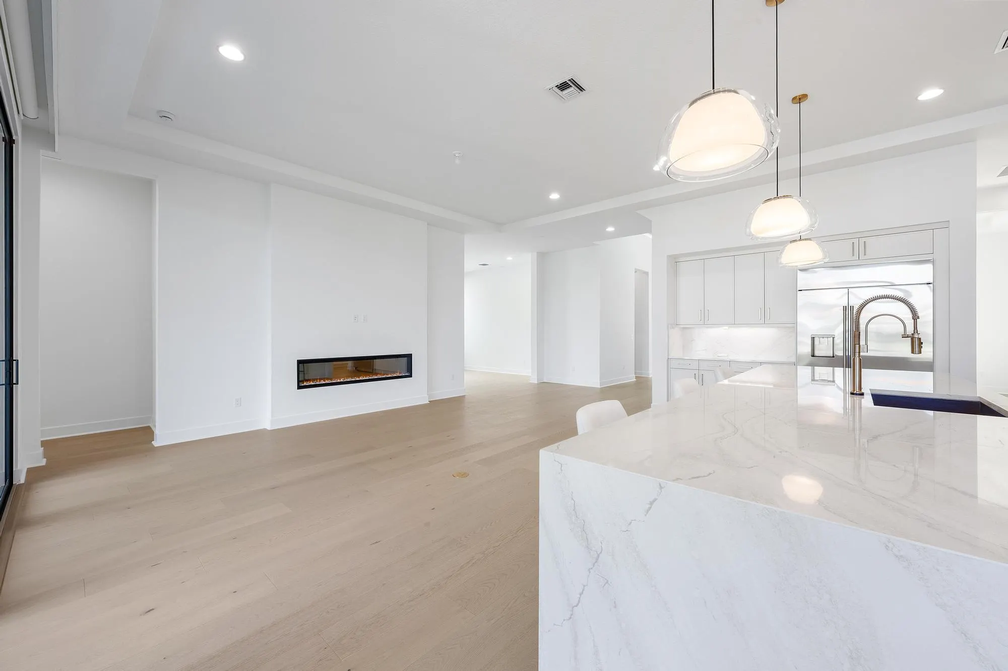 13271 Artisan Circle