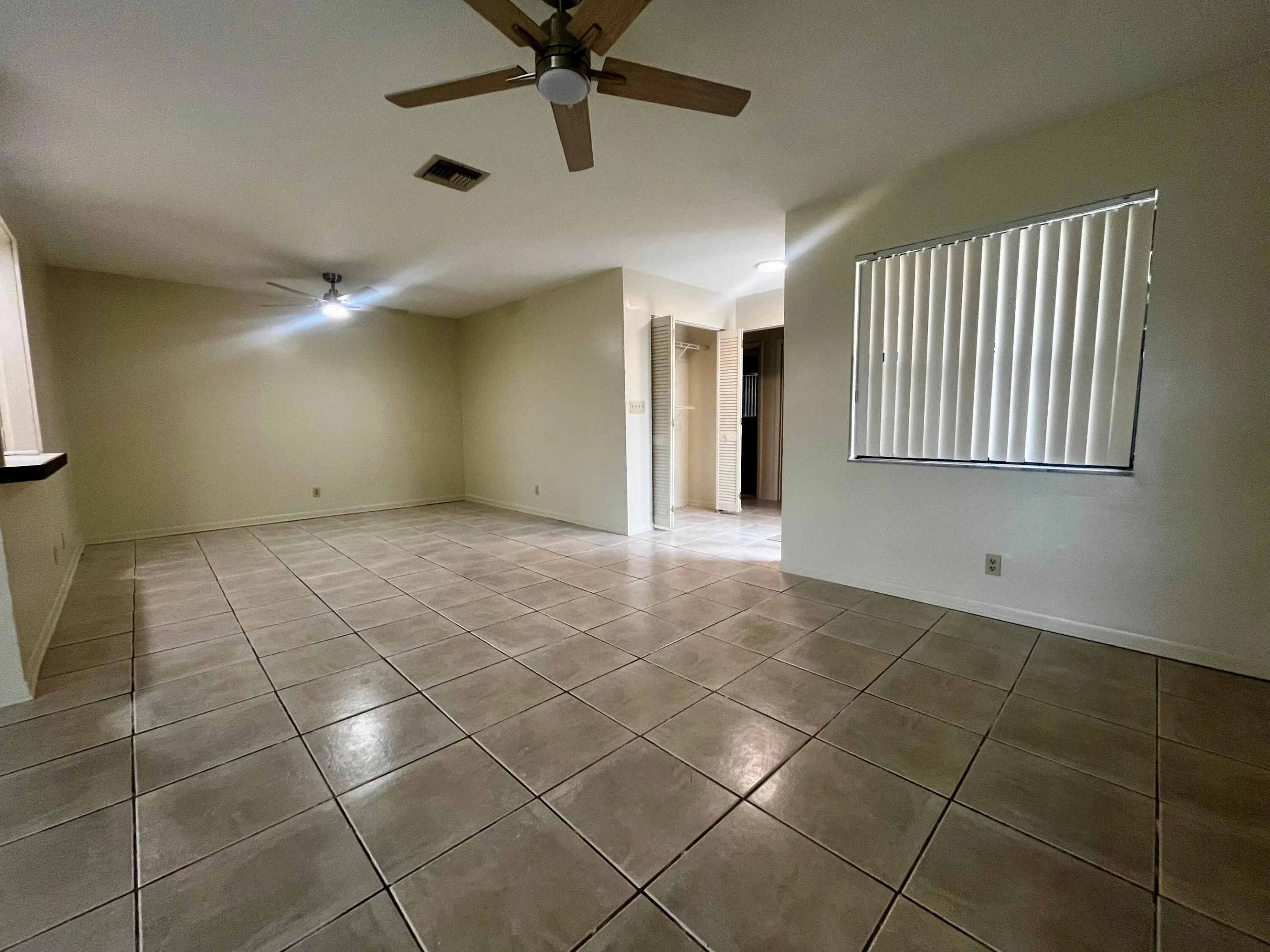 1916 N 65TH Way #1916