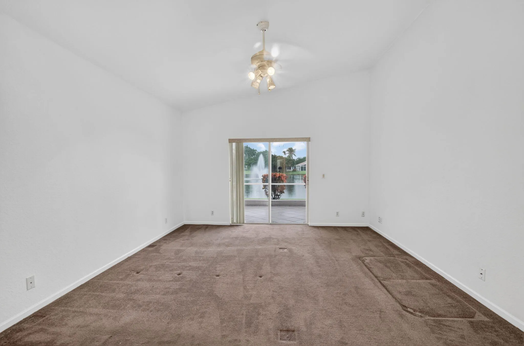 10410 UTOPIA Circle E