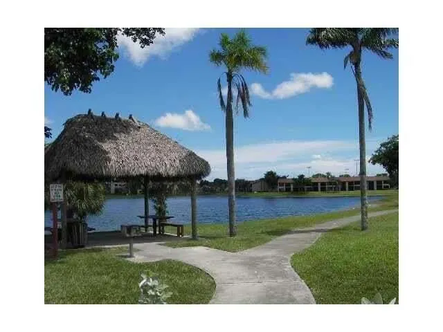207 LAKE POINTE Drive #102