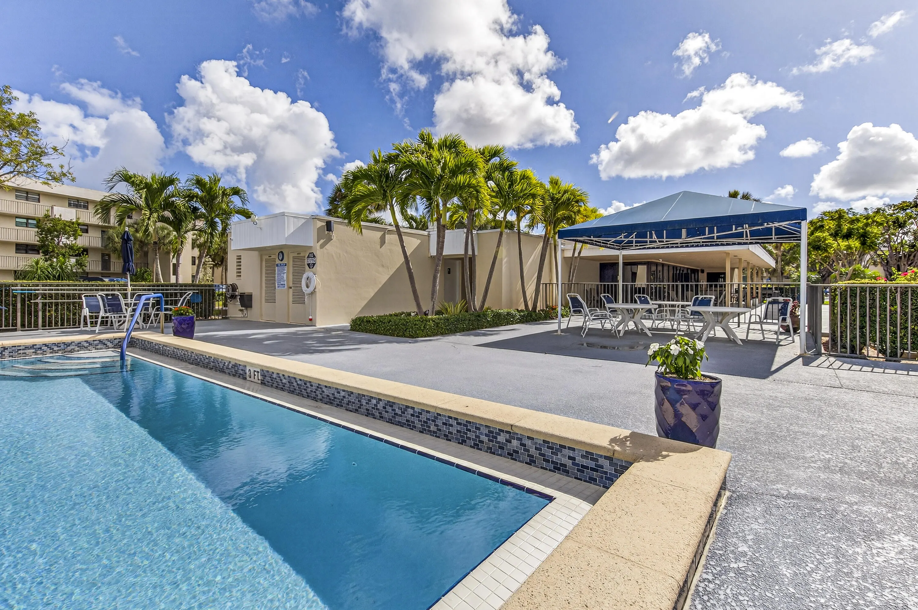 2430 DEER CREEK COUNTRY CLUB Boulevard #704-2