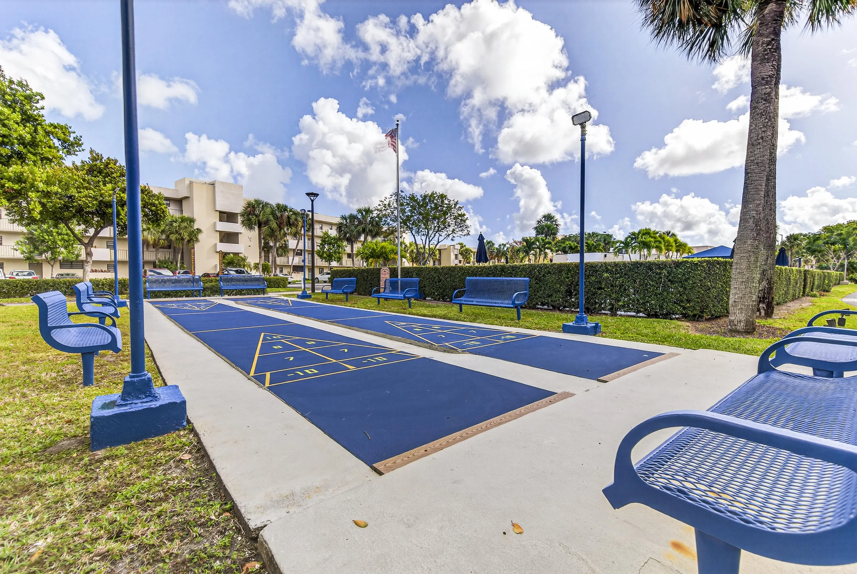 2430 DEER CREEK COUNTRY CLUB Boulevard #704-2