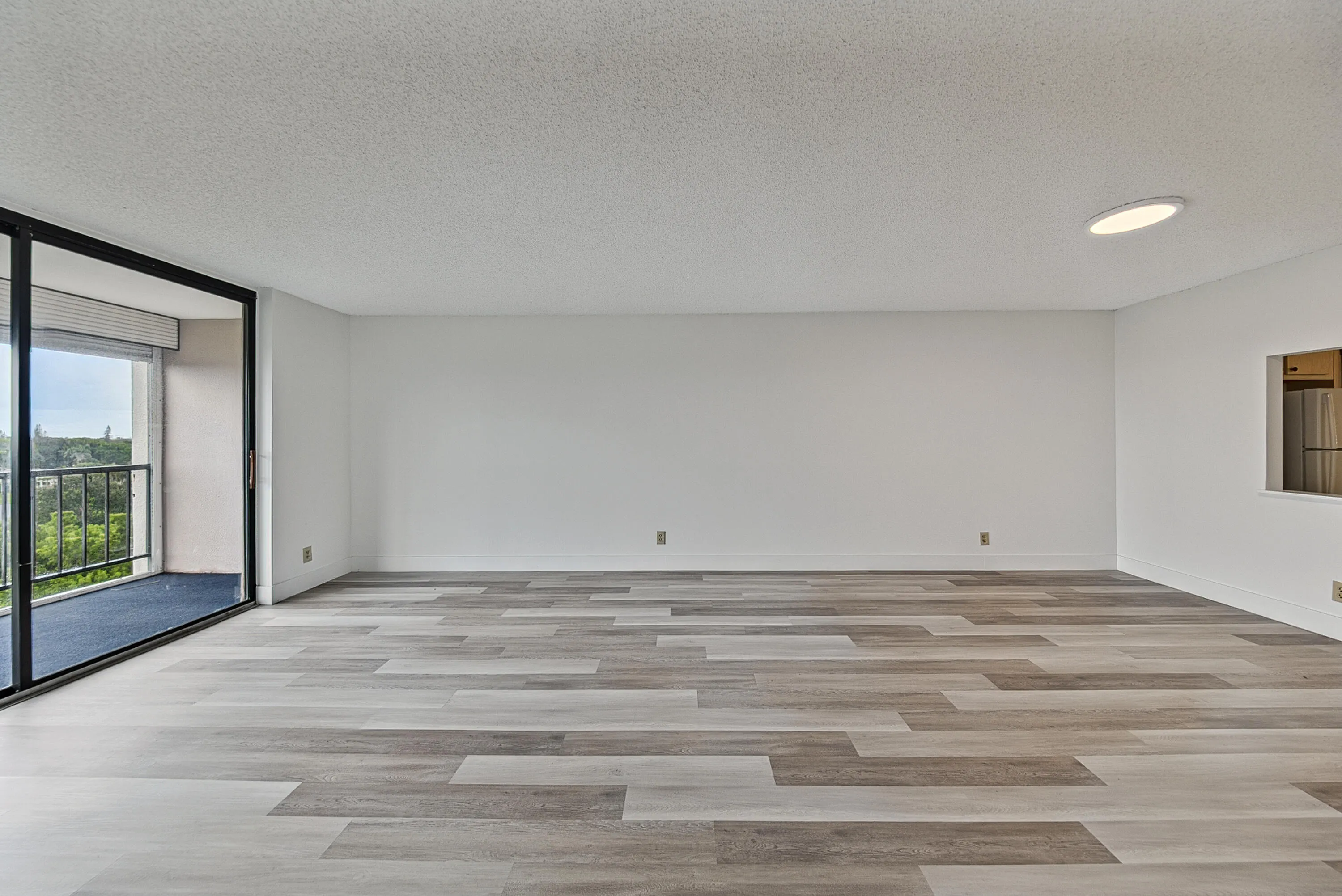 2430 DEER CREEK COUNTRY CLUB Boulevard #704-2