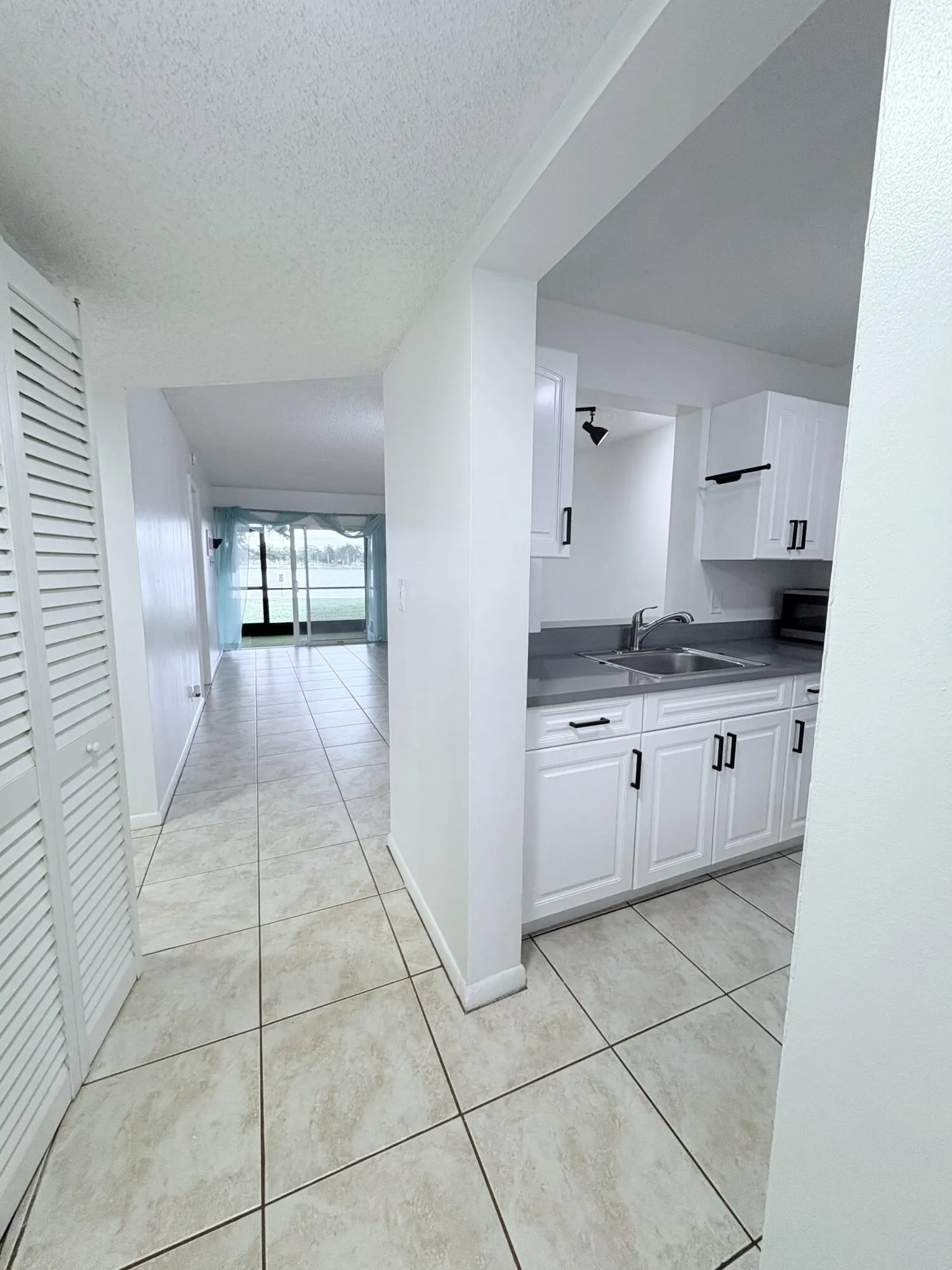 8720 N SHERMAN Circle #101