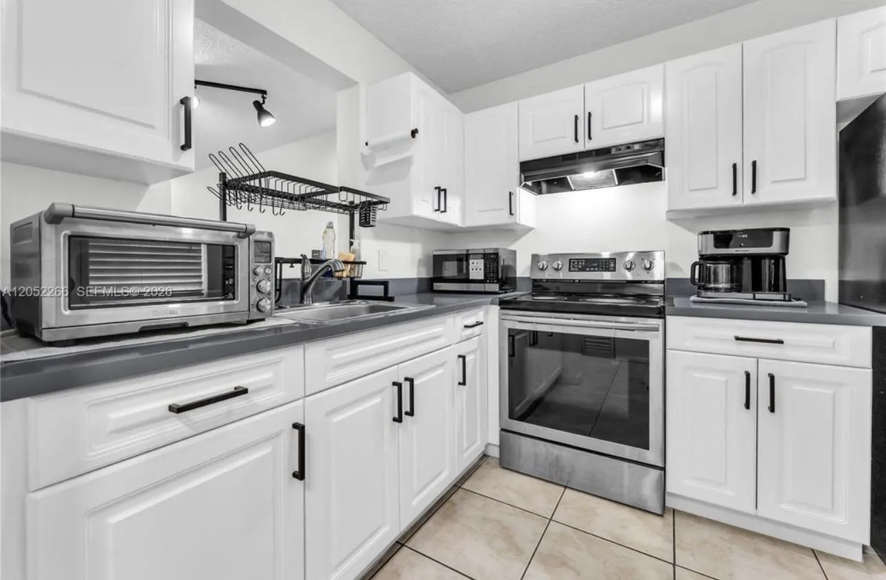 8720 N SHERMAN Circle #101