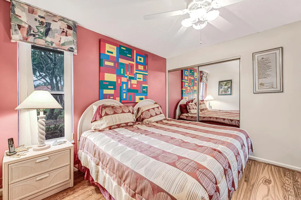 7288 Summer Tree Drive