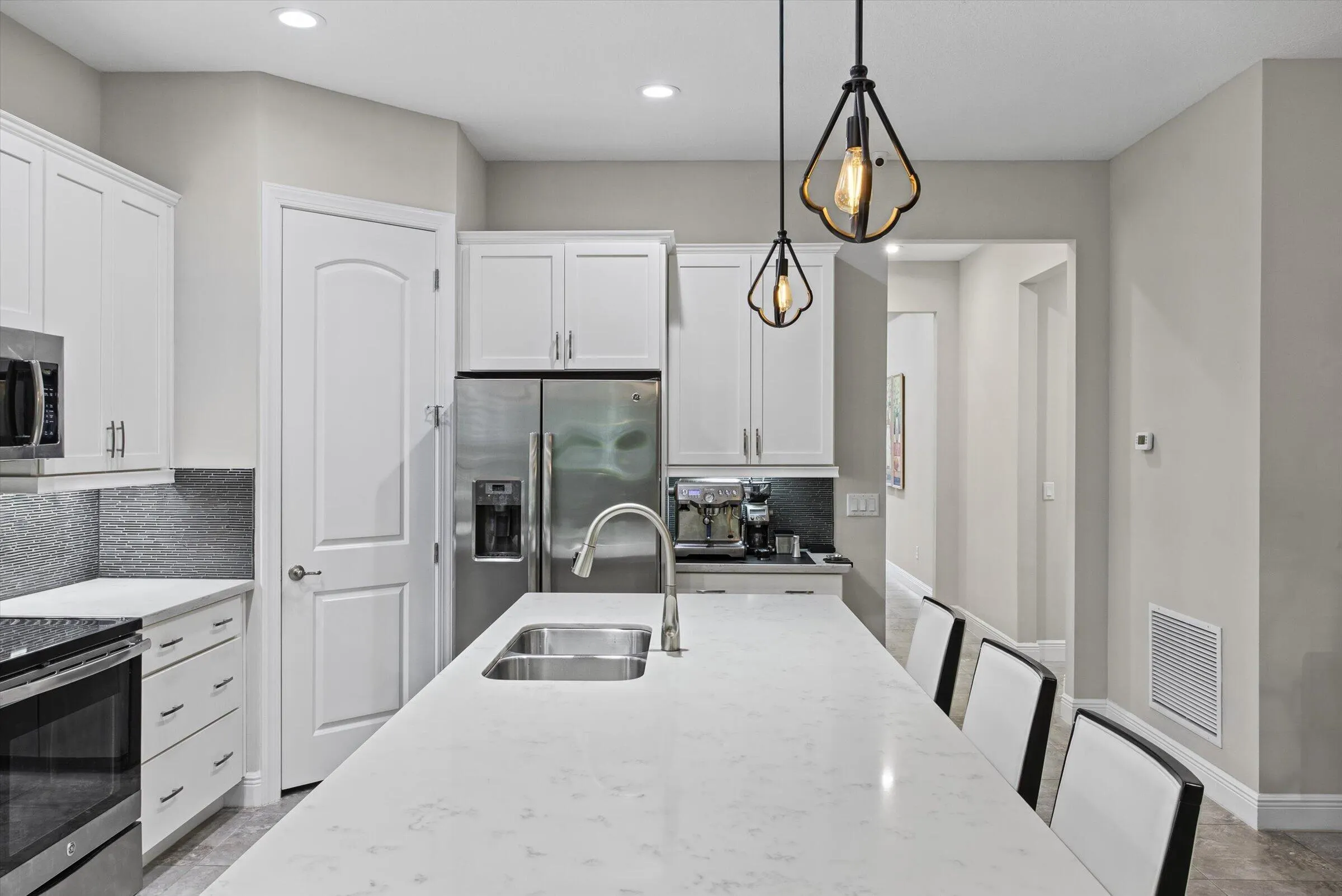 9074 NW 39TH Street