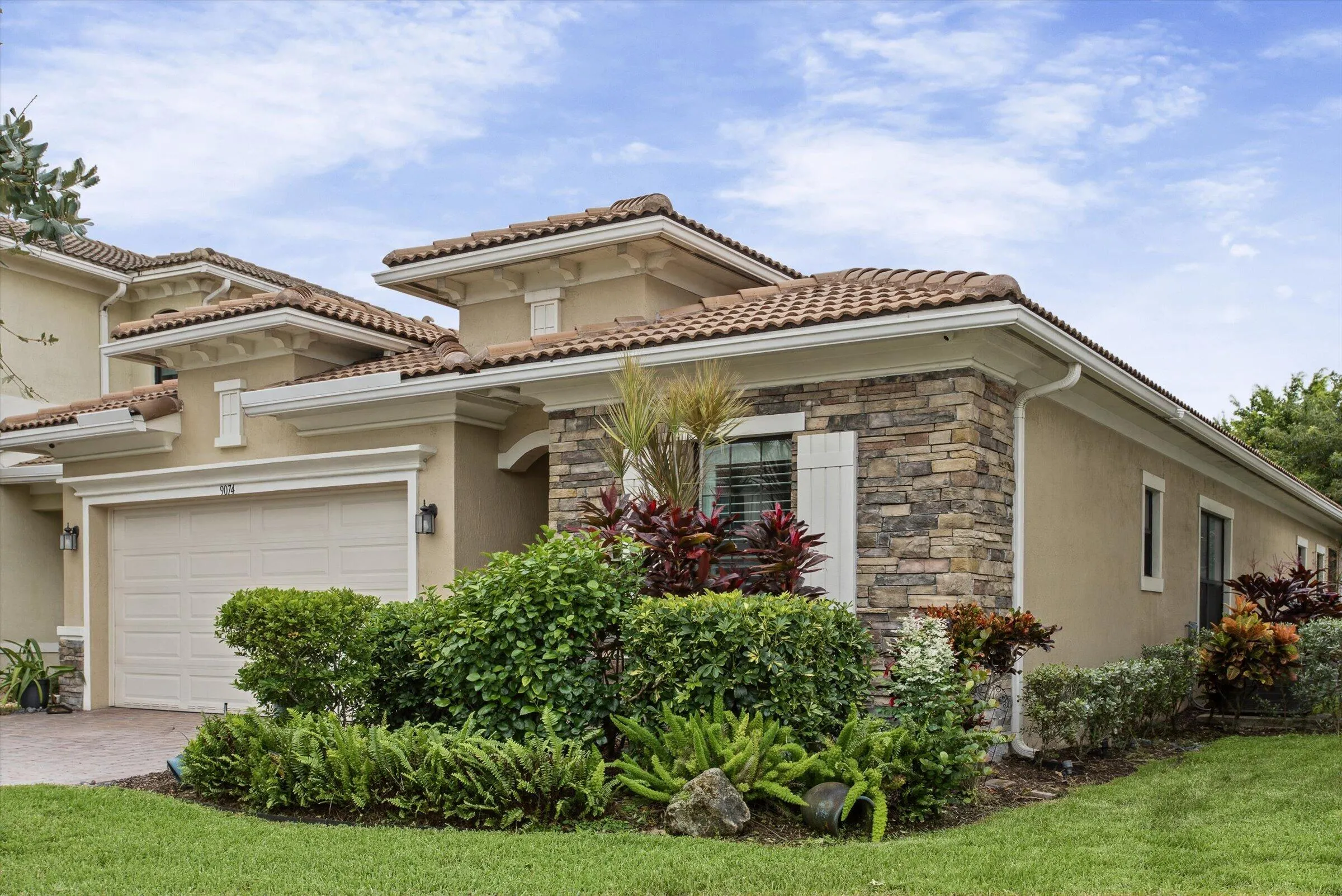 9074 NW 39TH Street
