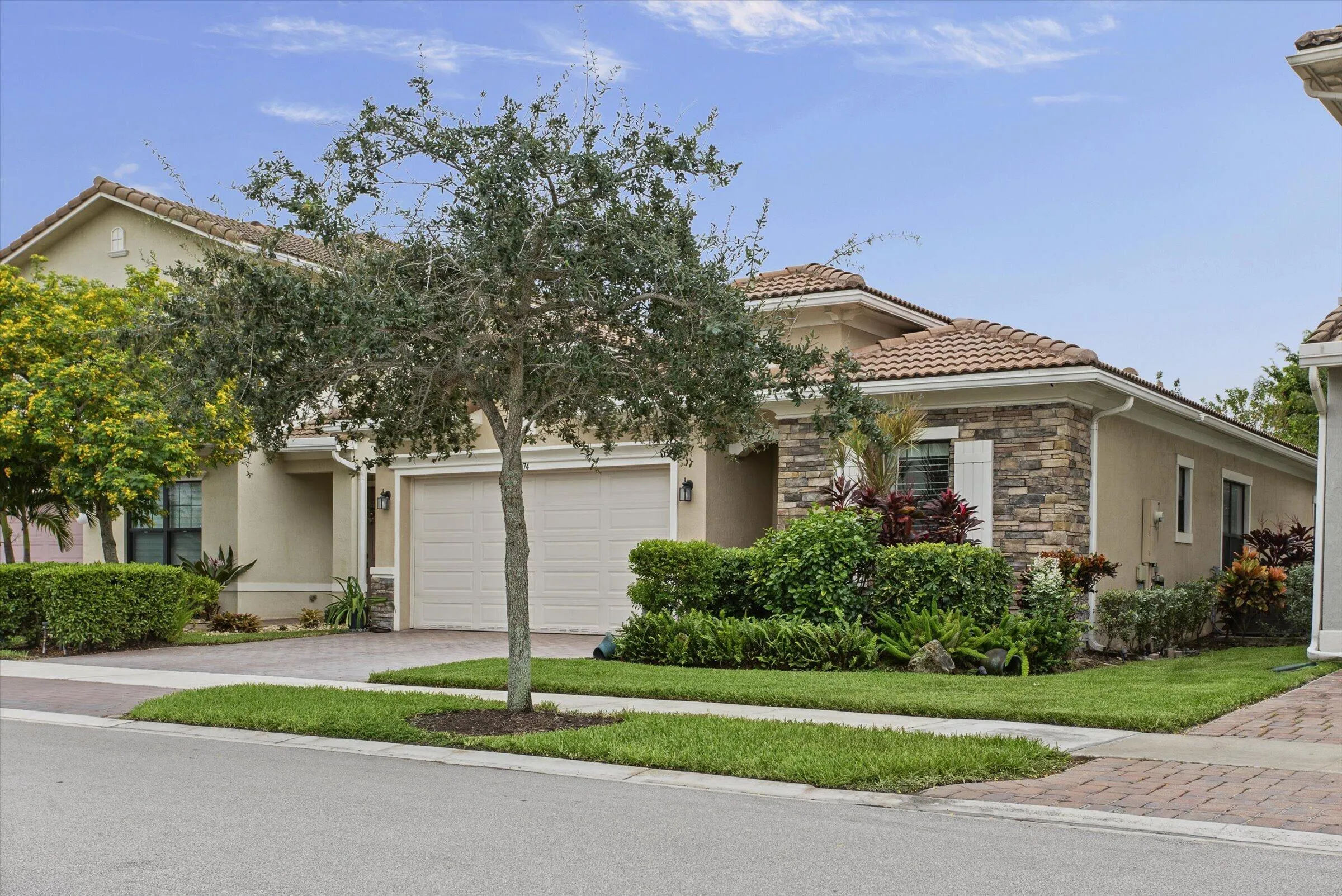 9074 NW 39TH Street