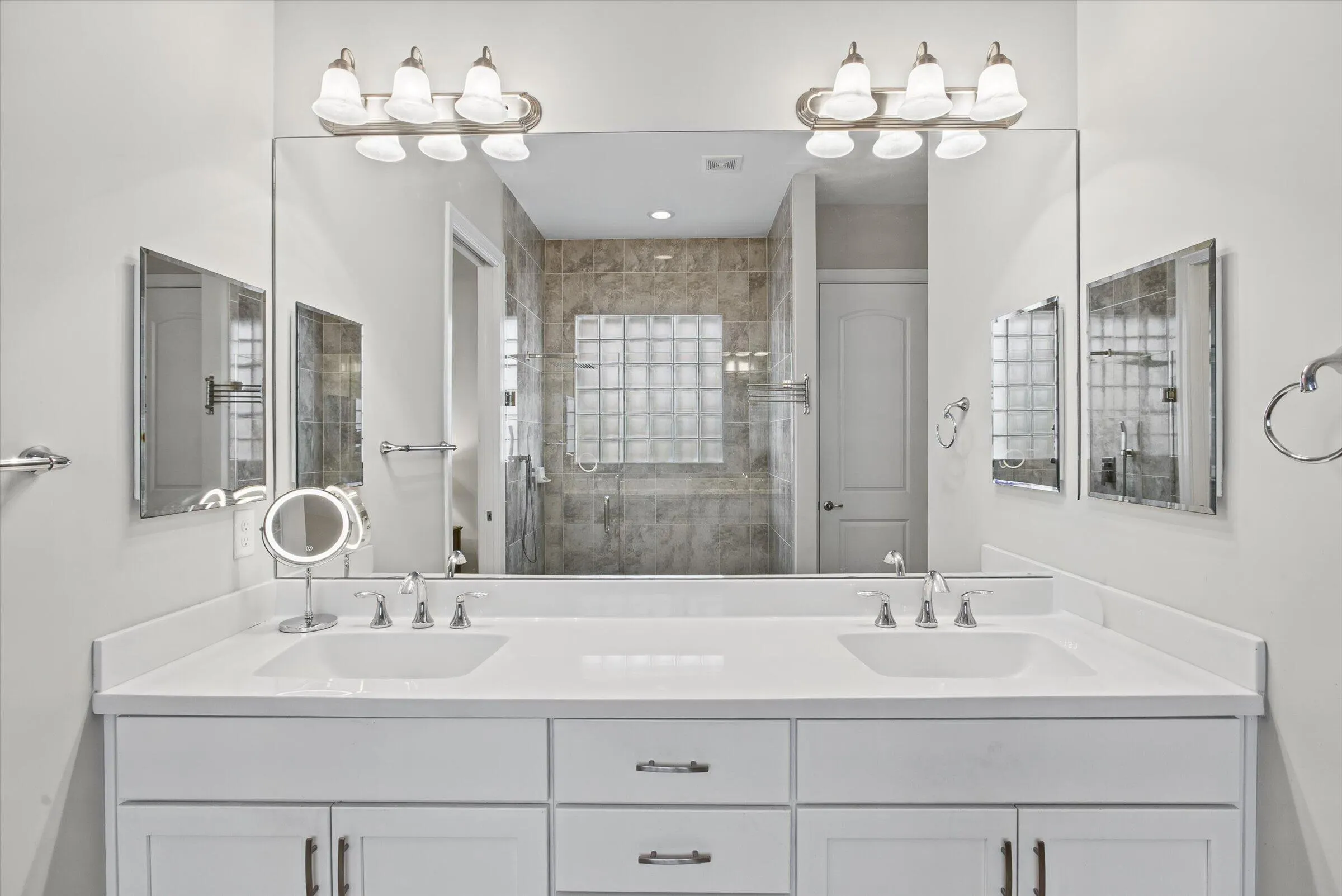9074 NW 39TH Street