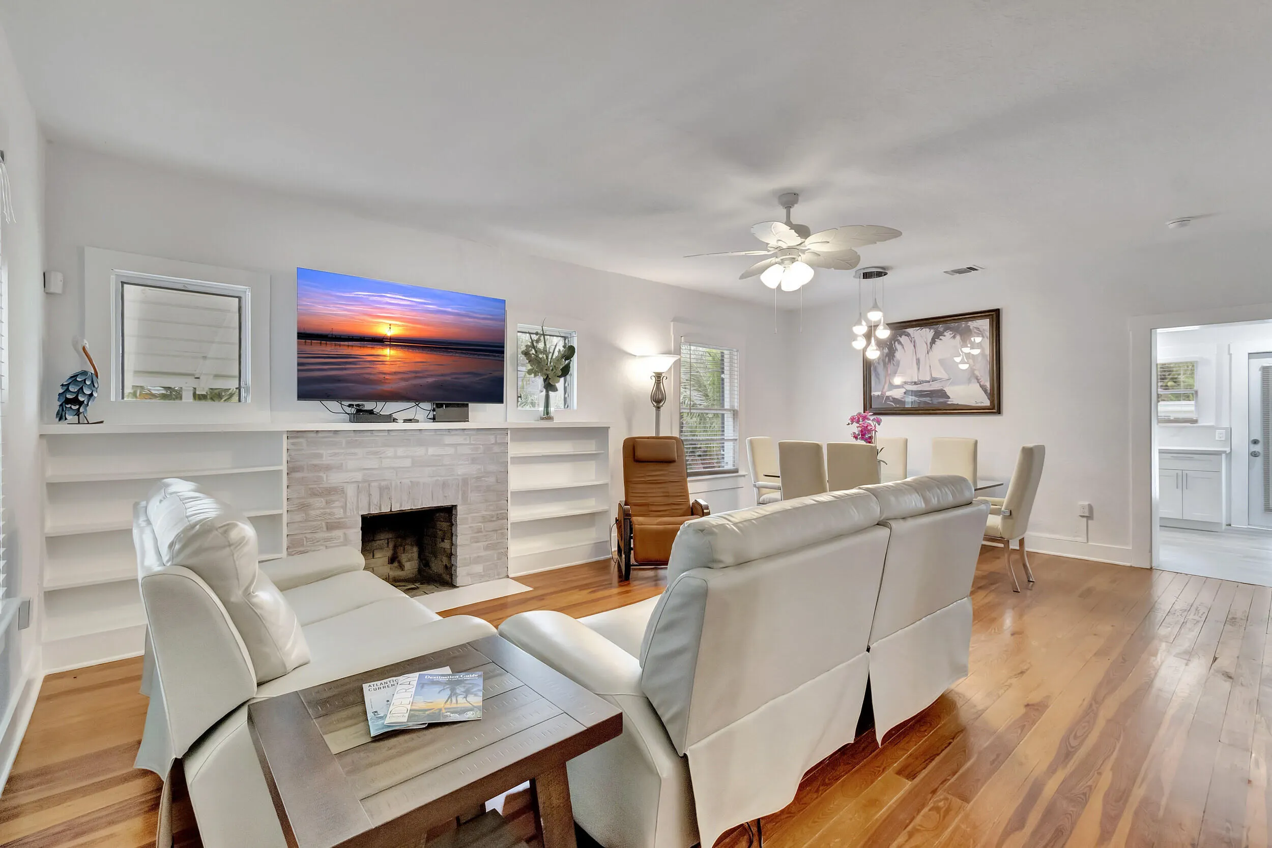 320 SE 4th Avenue