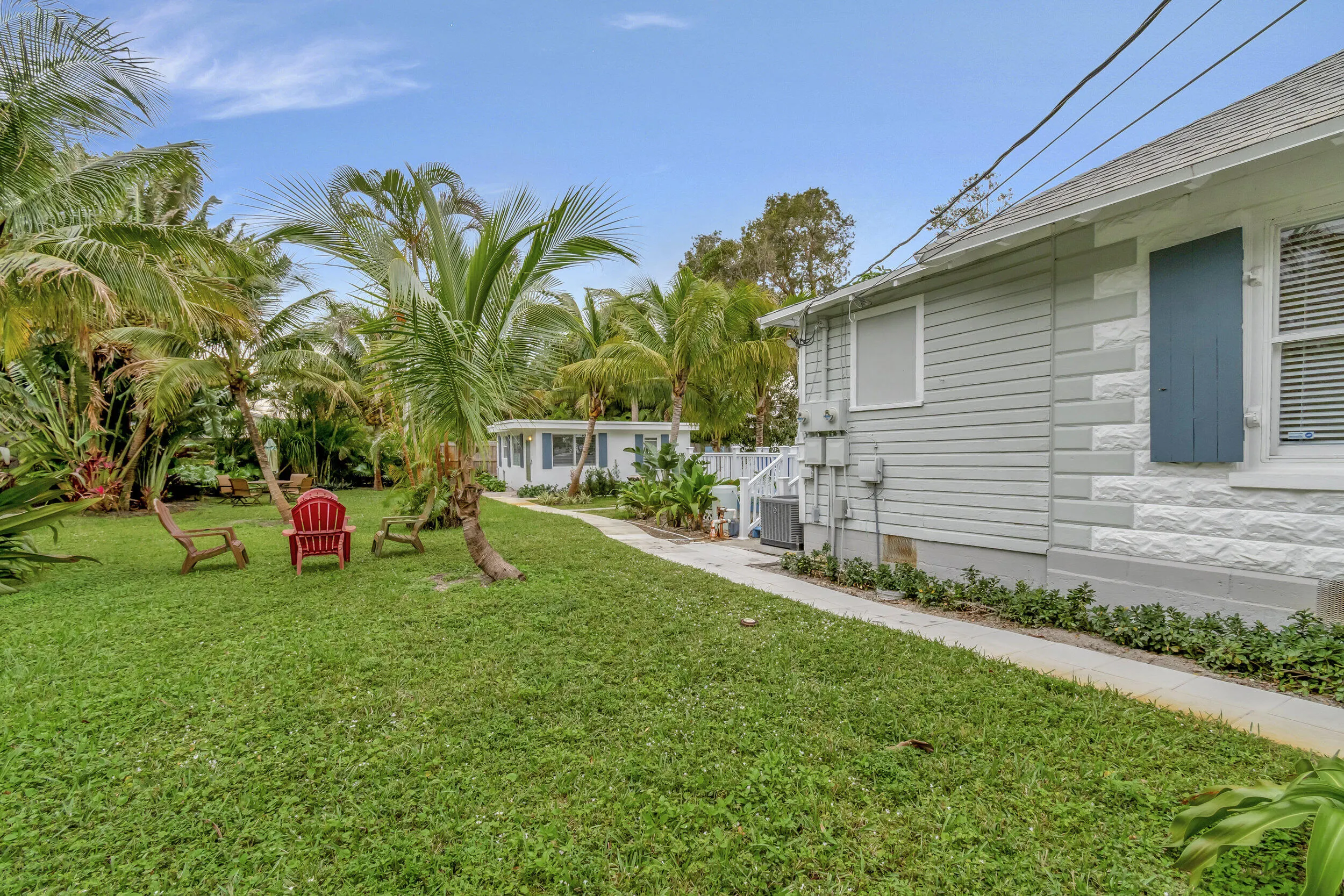 320 SE 4th Avenue