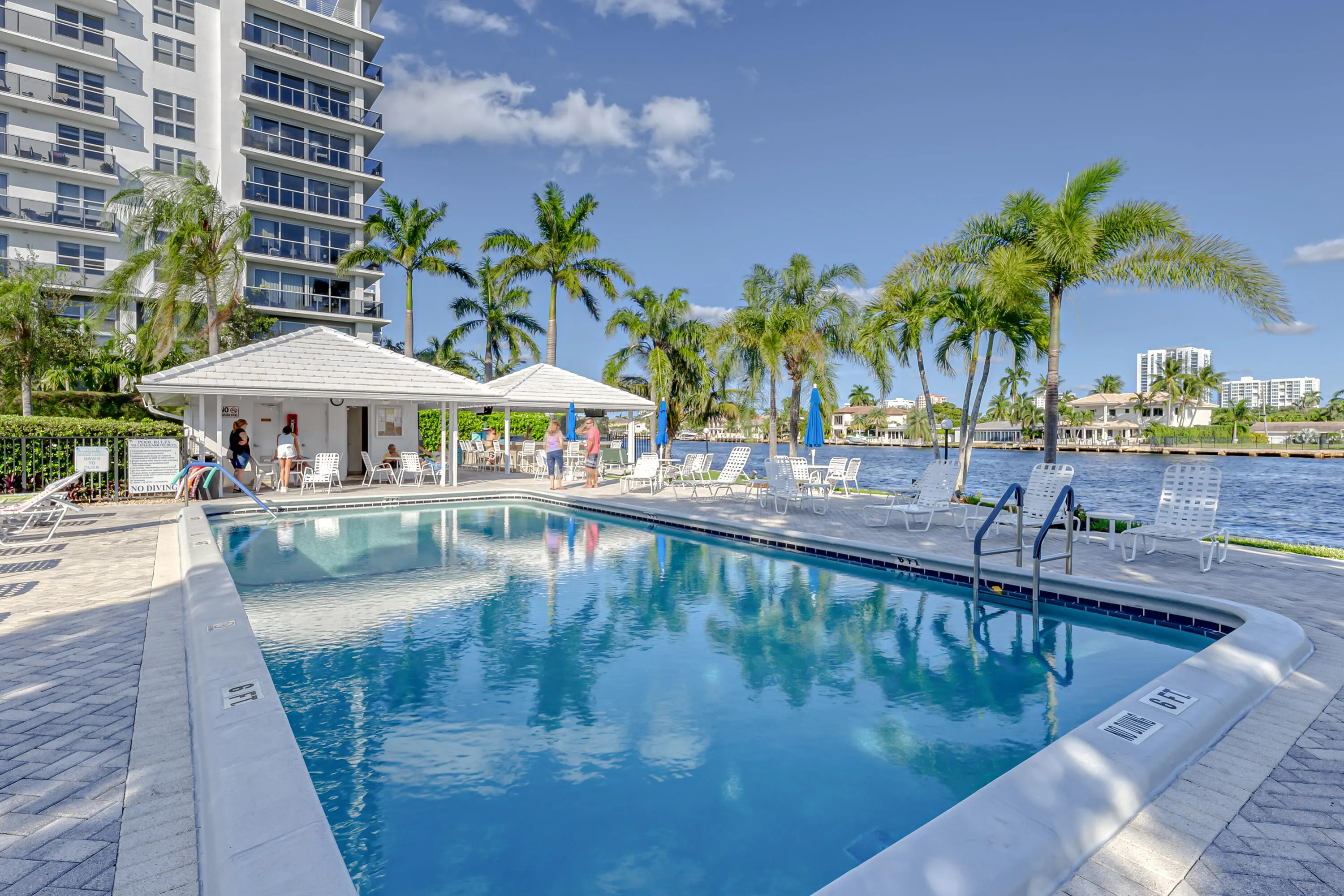 6457 BAY CLUB Drive #3