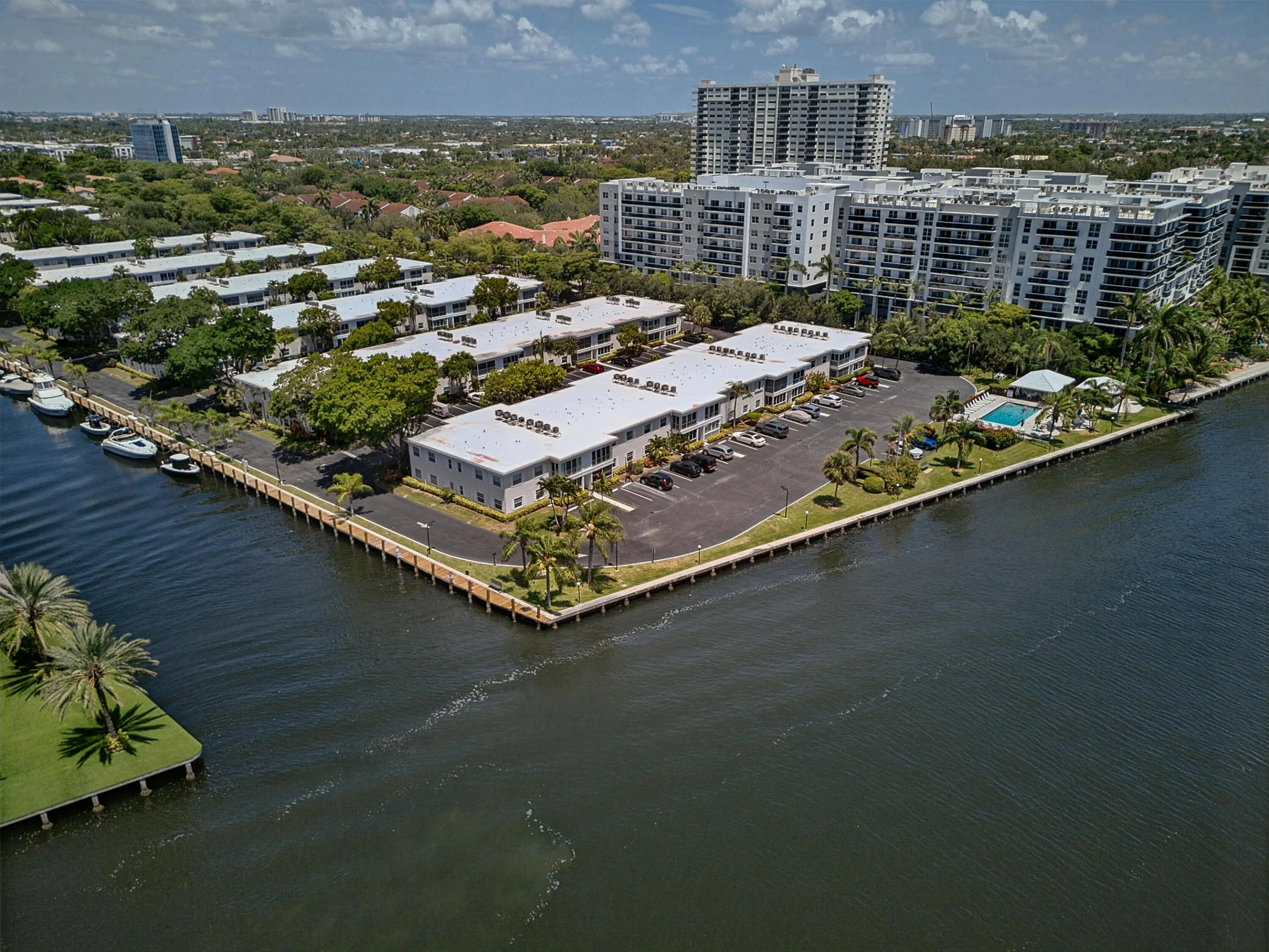 6457 BAY CLUB Drive #3