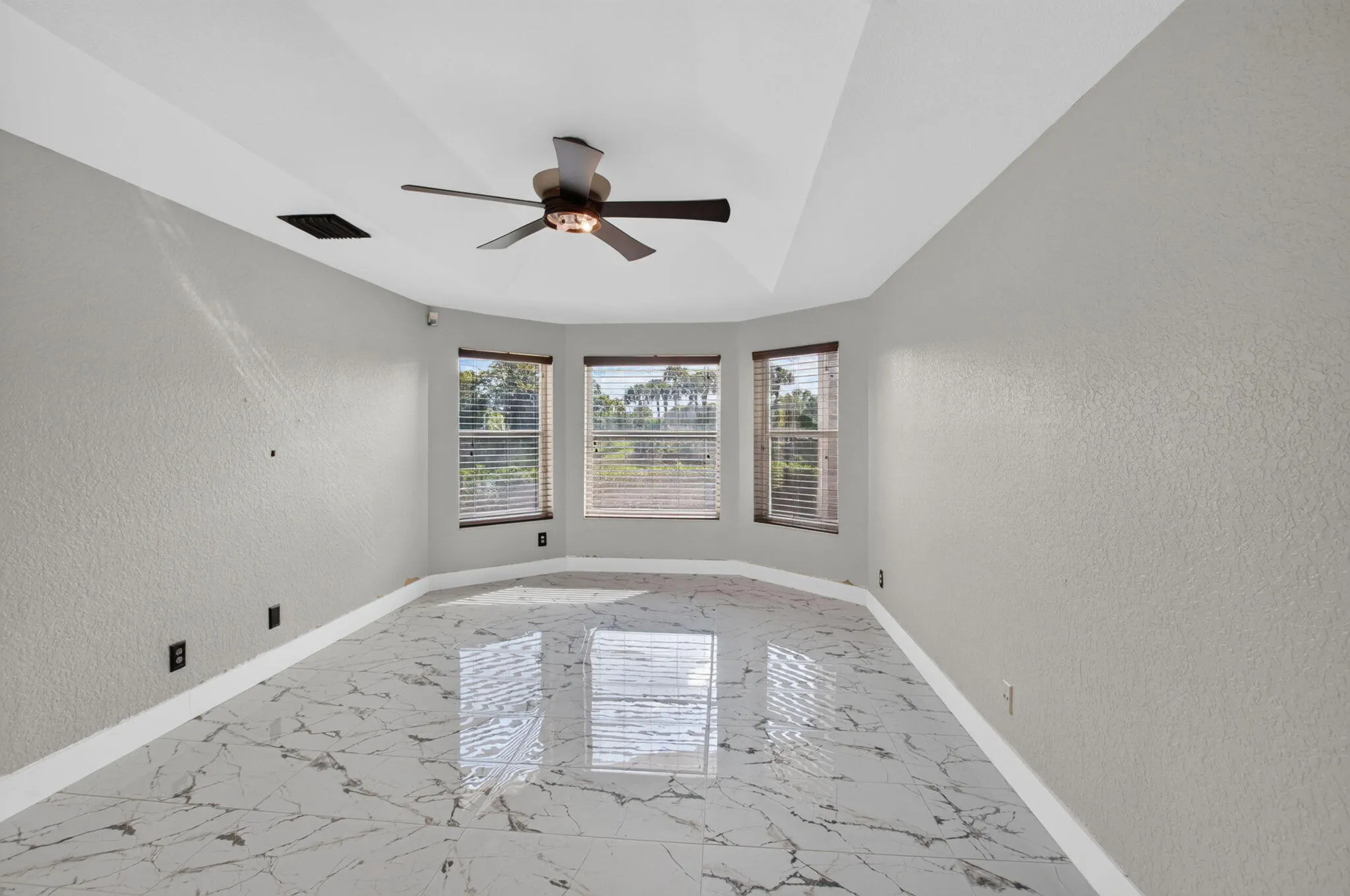 8186 White Rock Circle