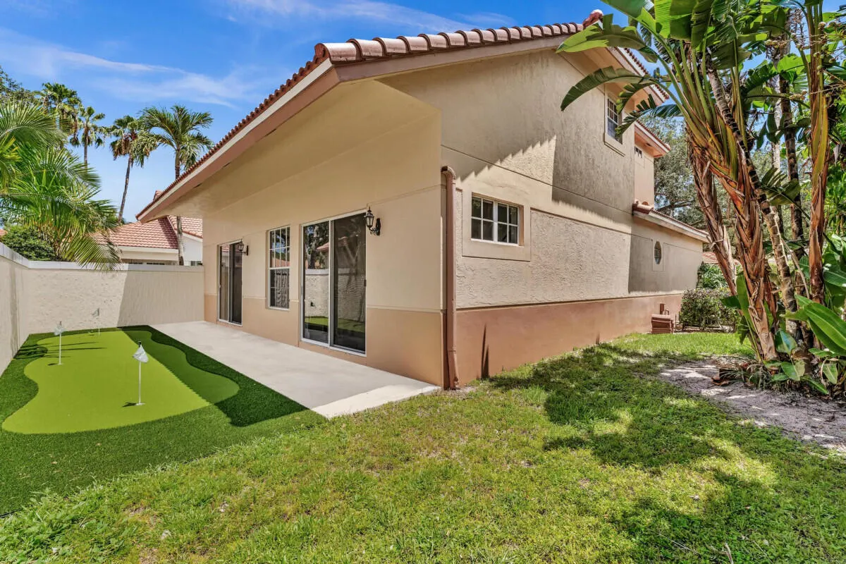 36 Monterey Pointe Drive