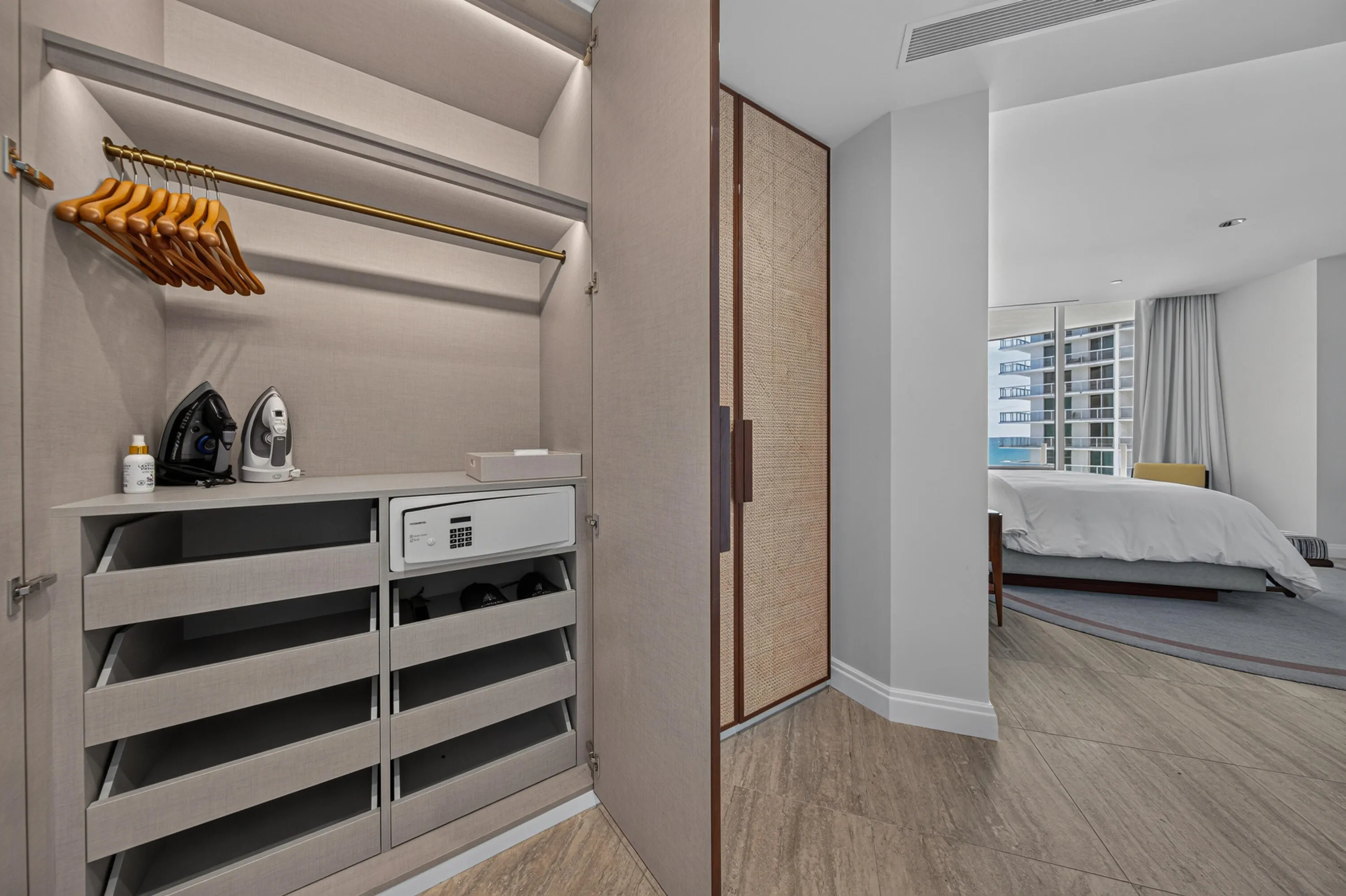 525 N FORT LAUDERDALE BEACH Boulevard #1405