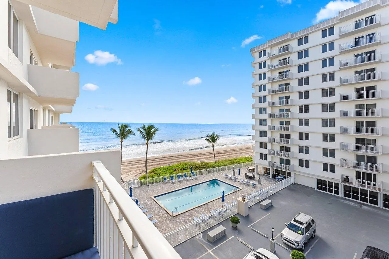 3215 S OCEAN Boulevard #407