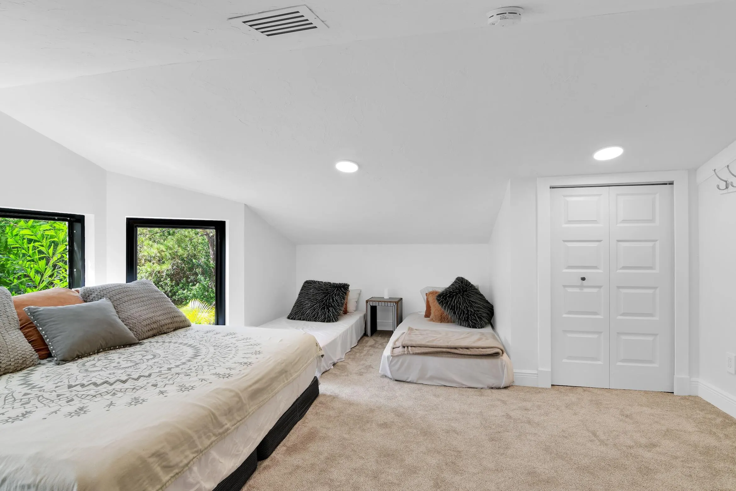 8850 HIDDEN PINES Road
