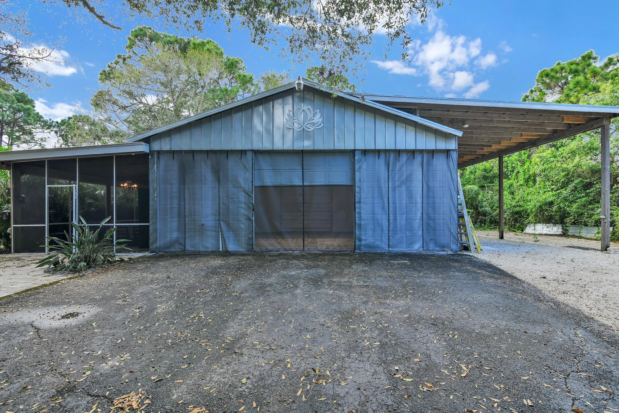 8850 HIDDEN PINES Road