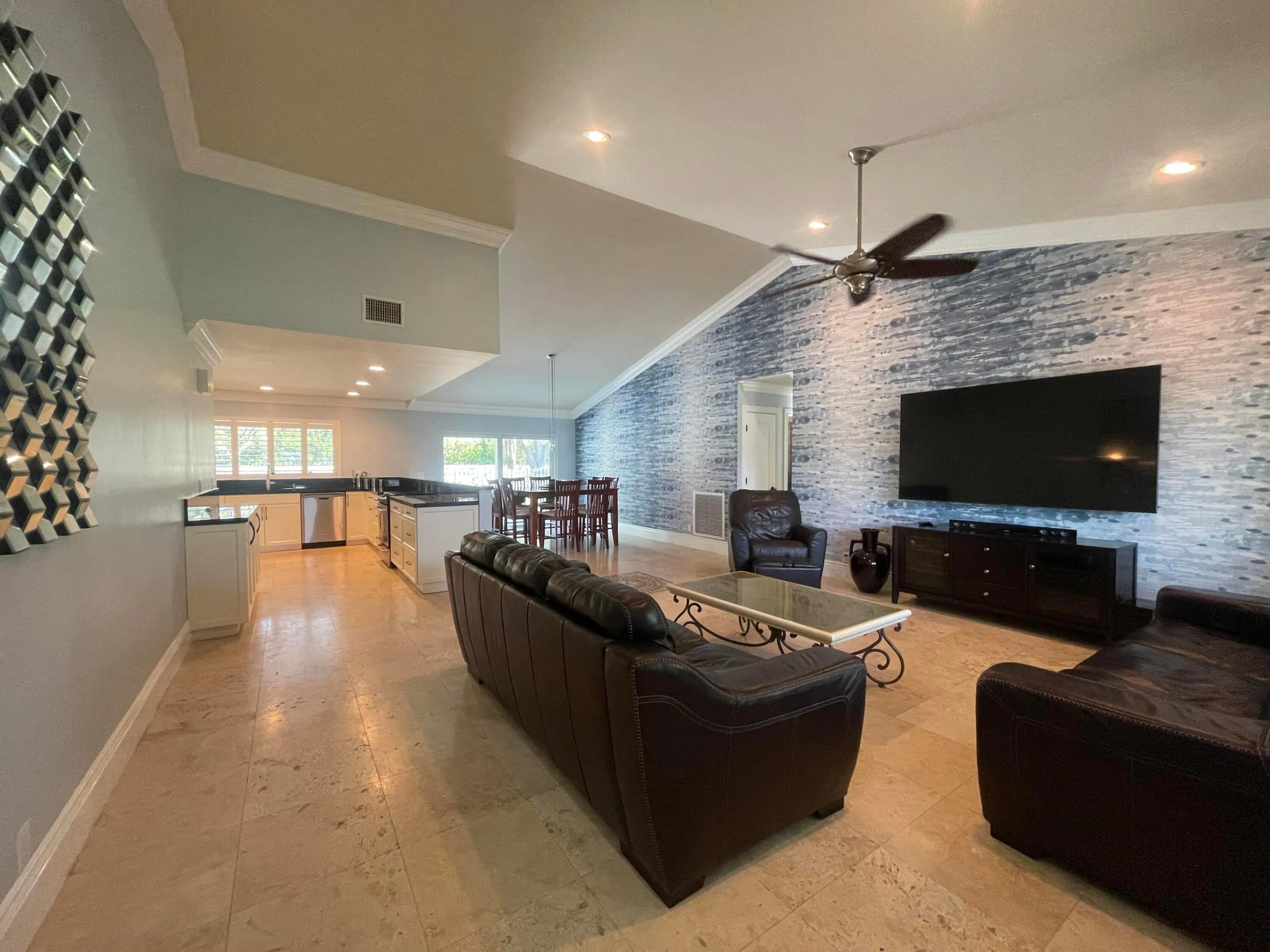 4885 Sugar Pine Drive