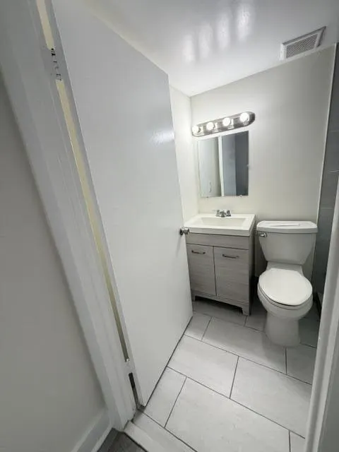 1052 NW 4TH Street #2