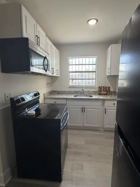 1052 NW 4TH Street #2