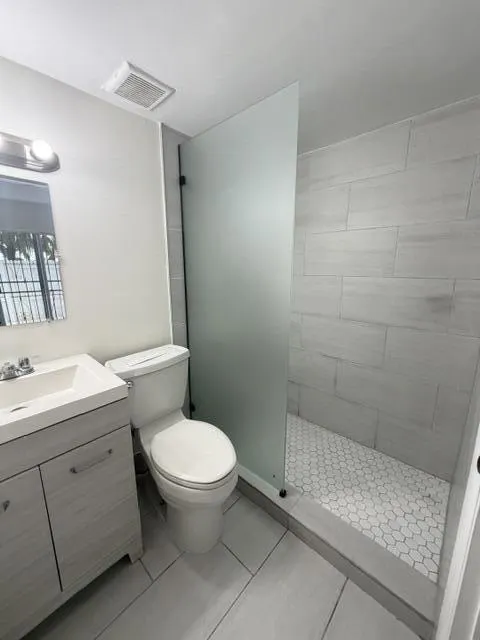 1052 NW 4TH Street #2