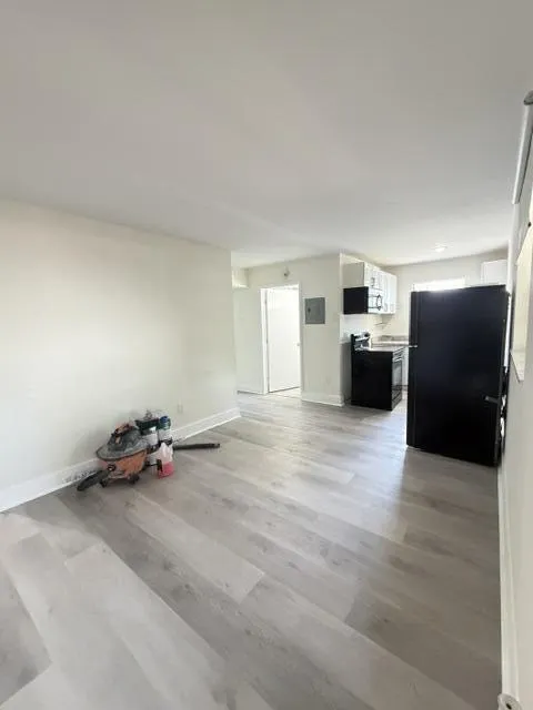 1052 NW 4TH Street #2
