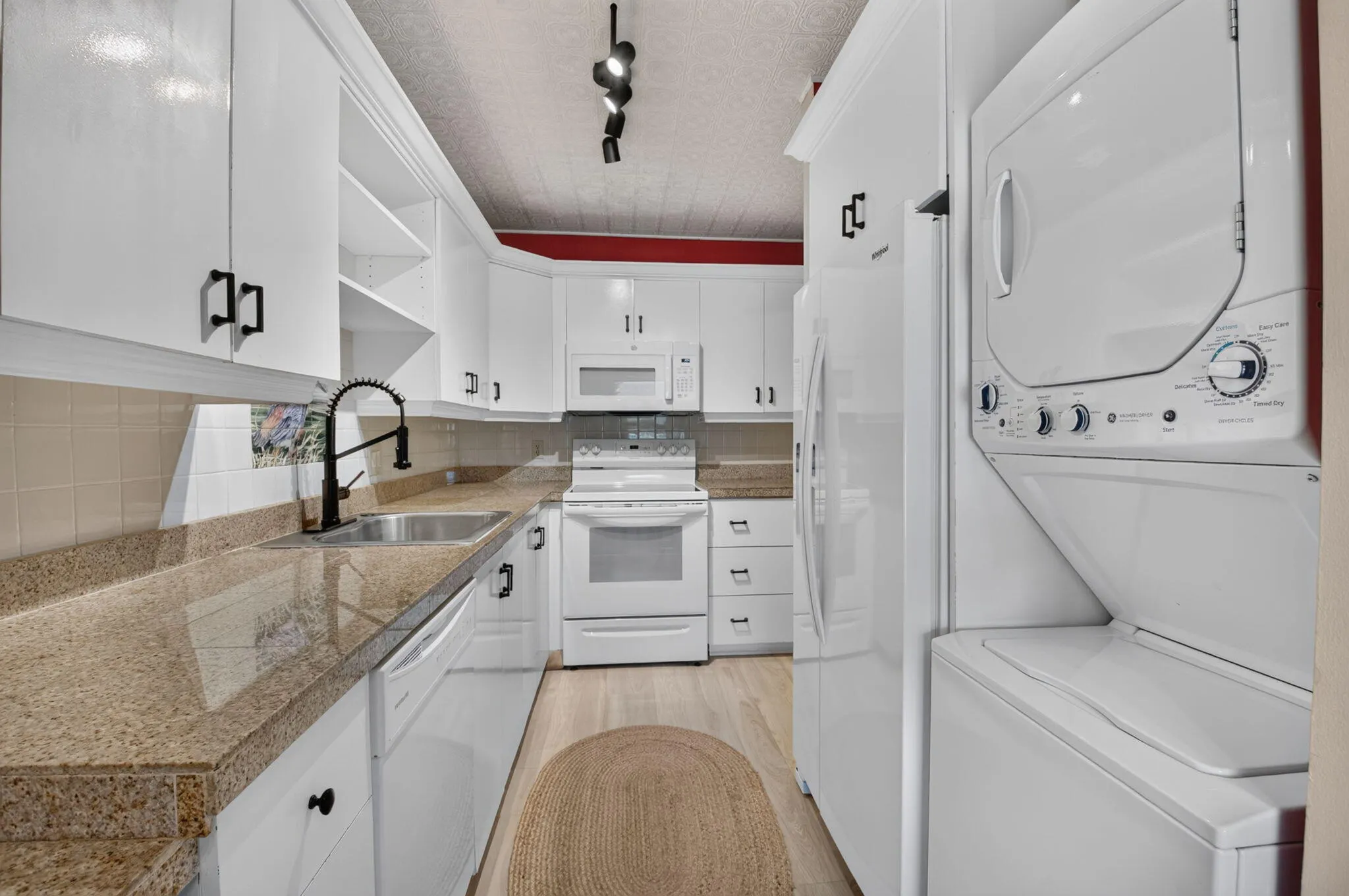 1120 Boxwood Drive