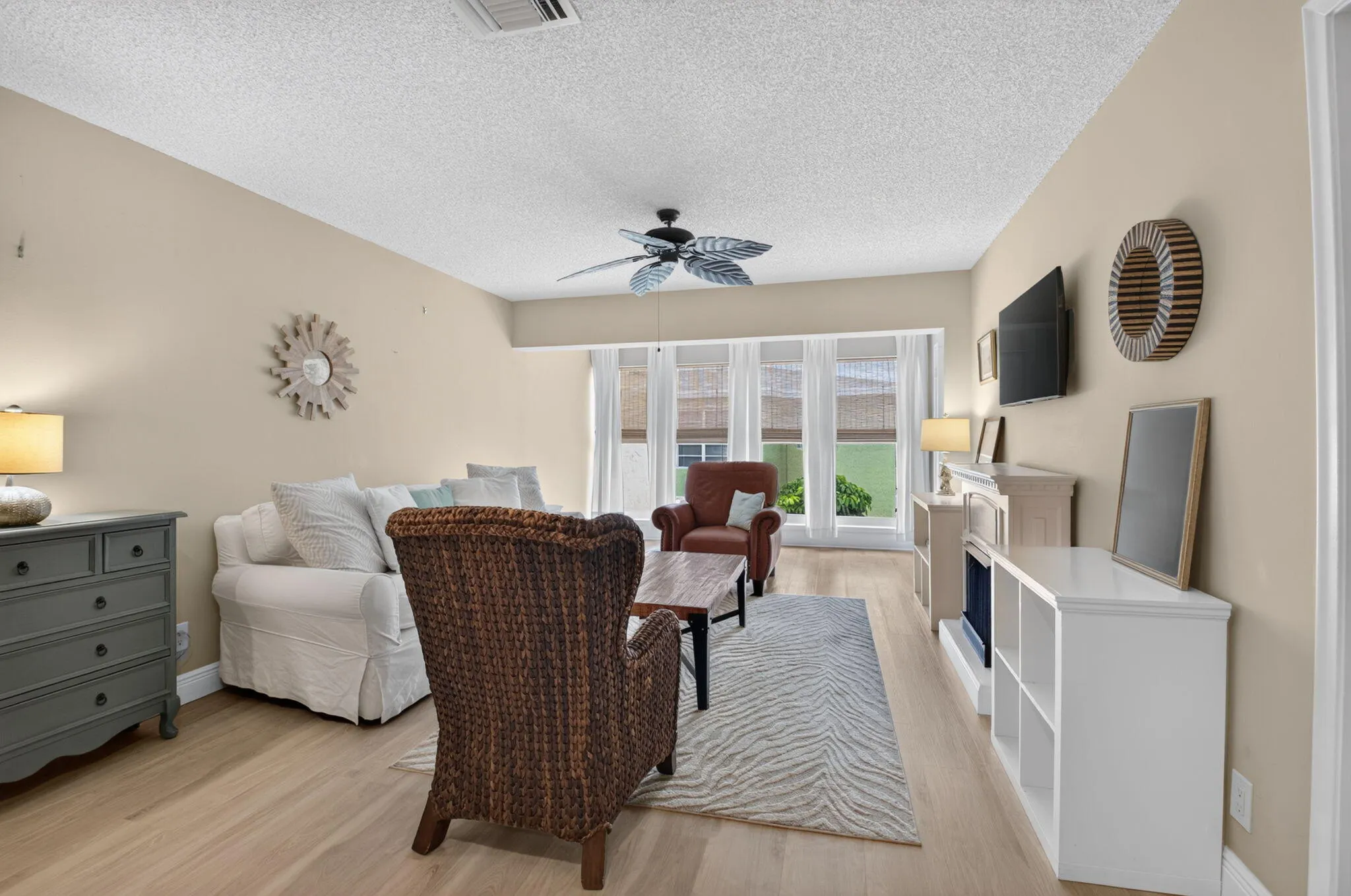 1120 Boxwood Drive