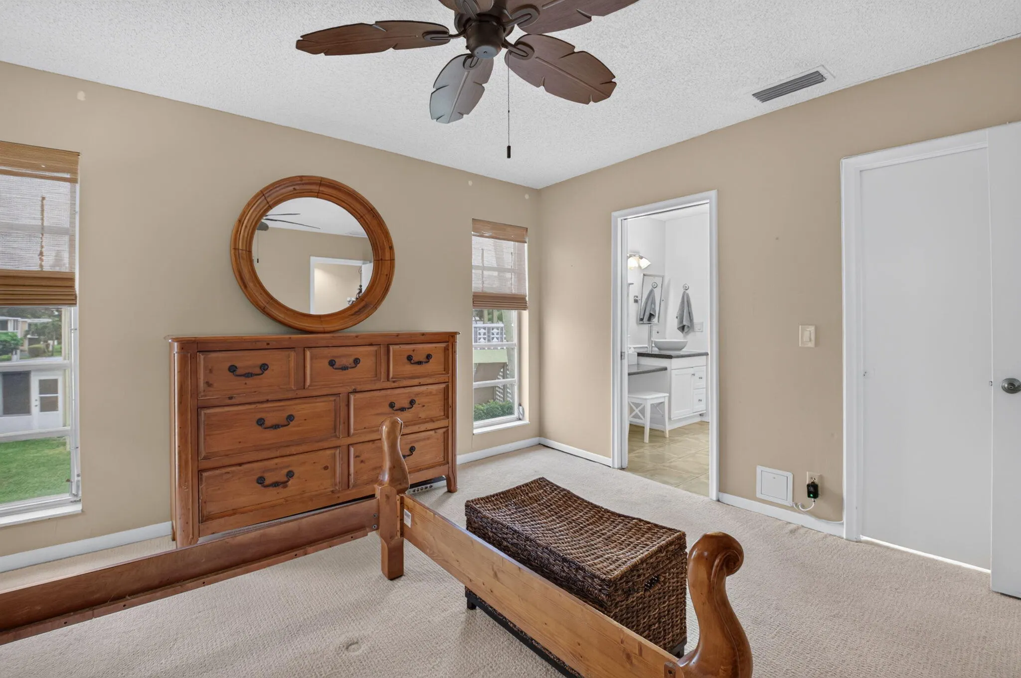 1120 Boxwood Drive
