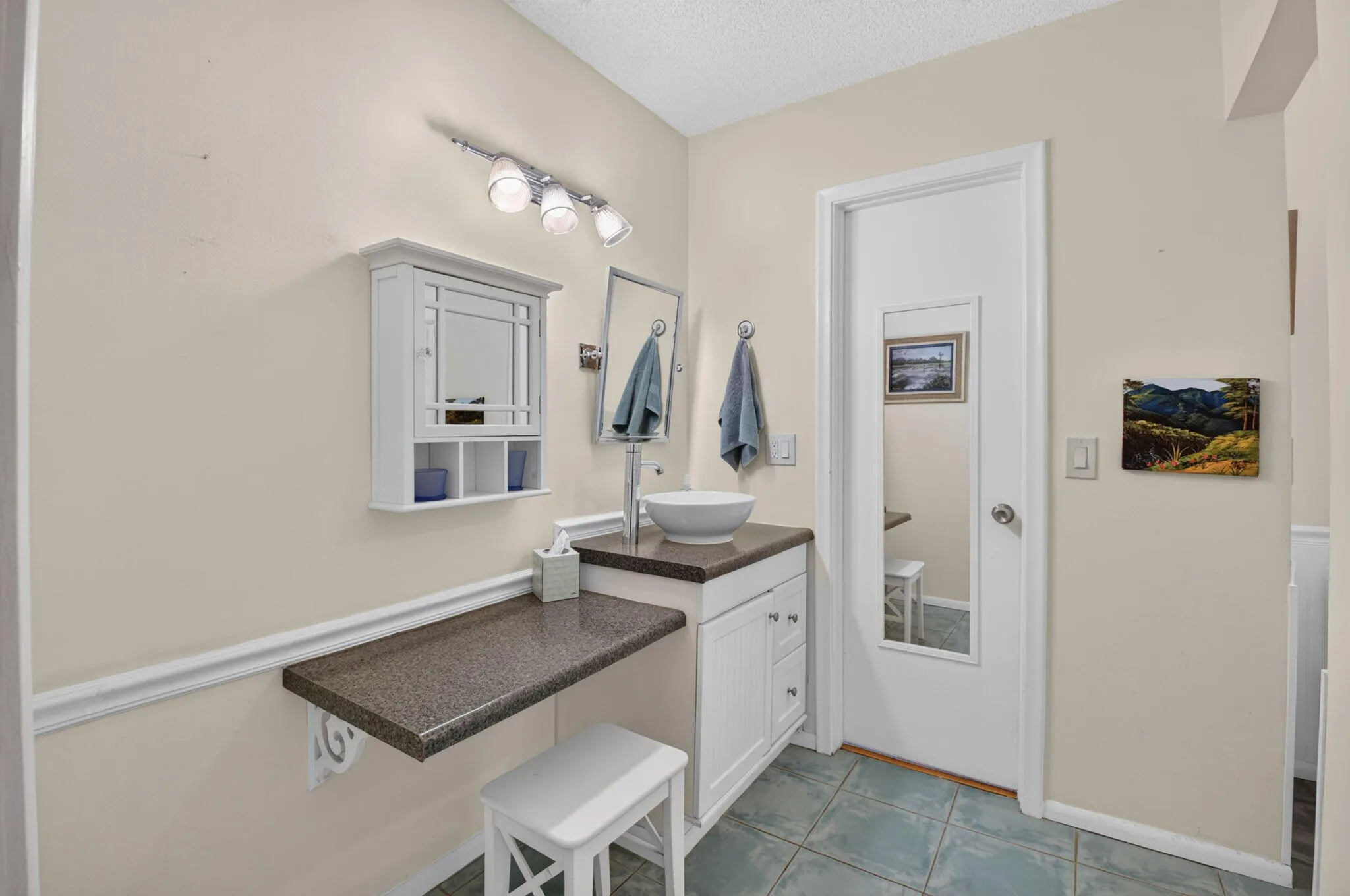 1120 Boxwood Drive