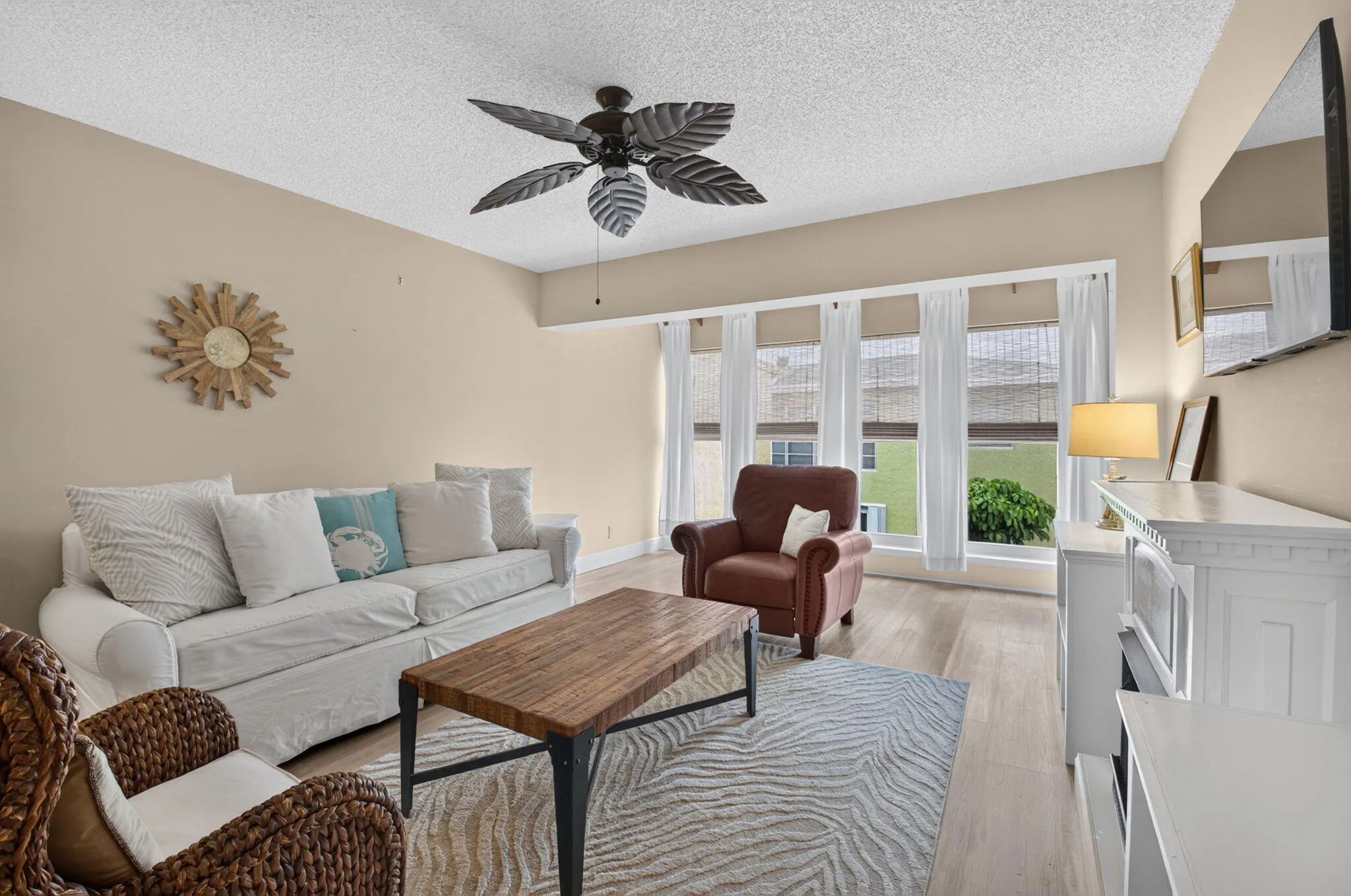 1120 Boxwood Drive
