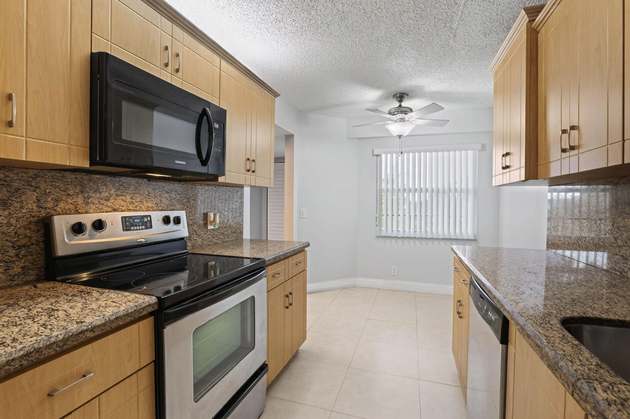 1251 SW 125TH Avenue #412T