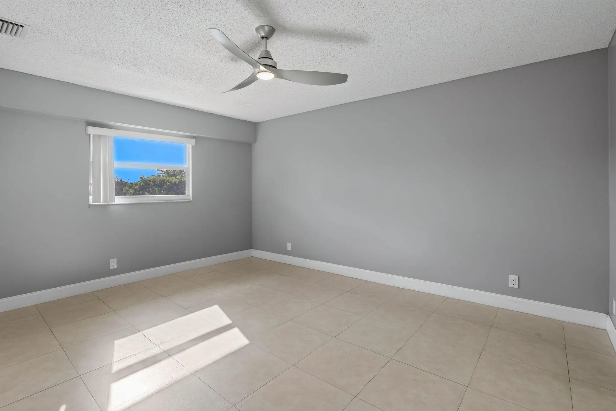 1251 SW 125TH Avenue #412T