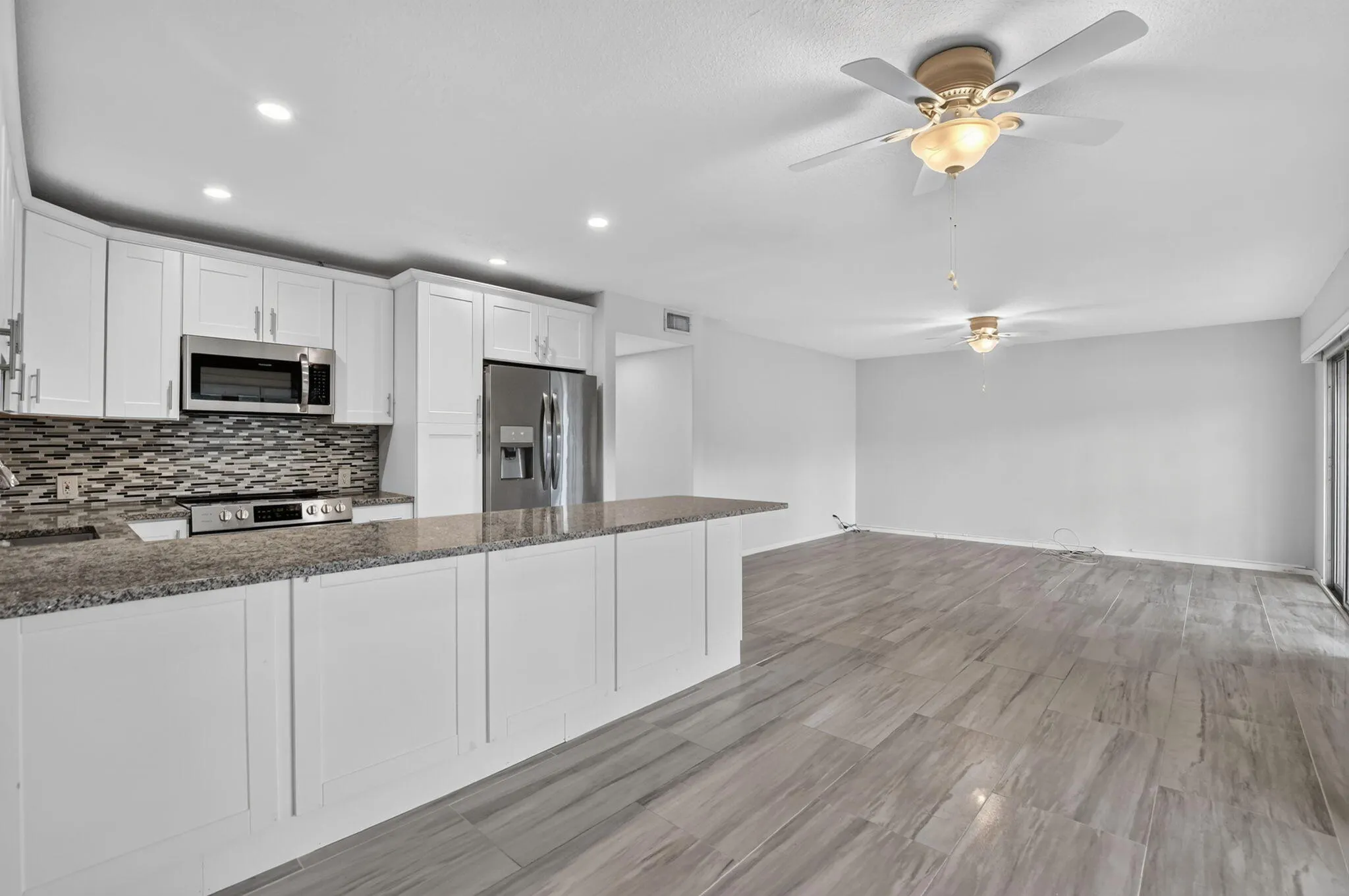 204 DORSET E