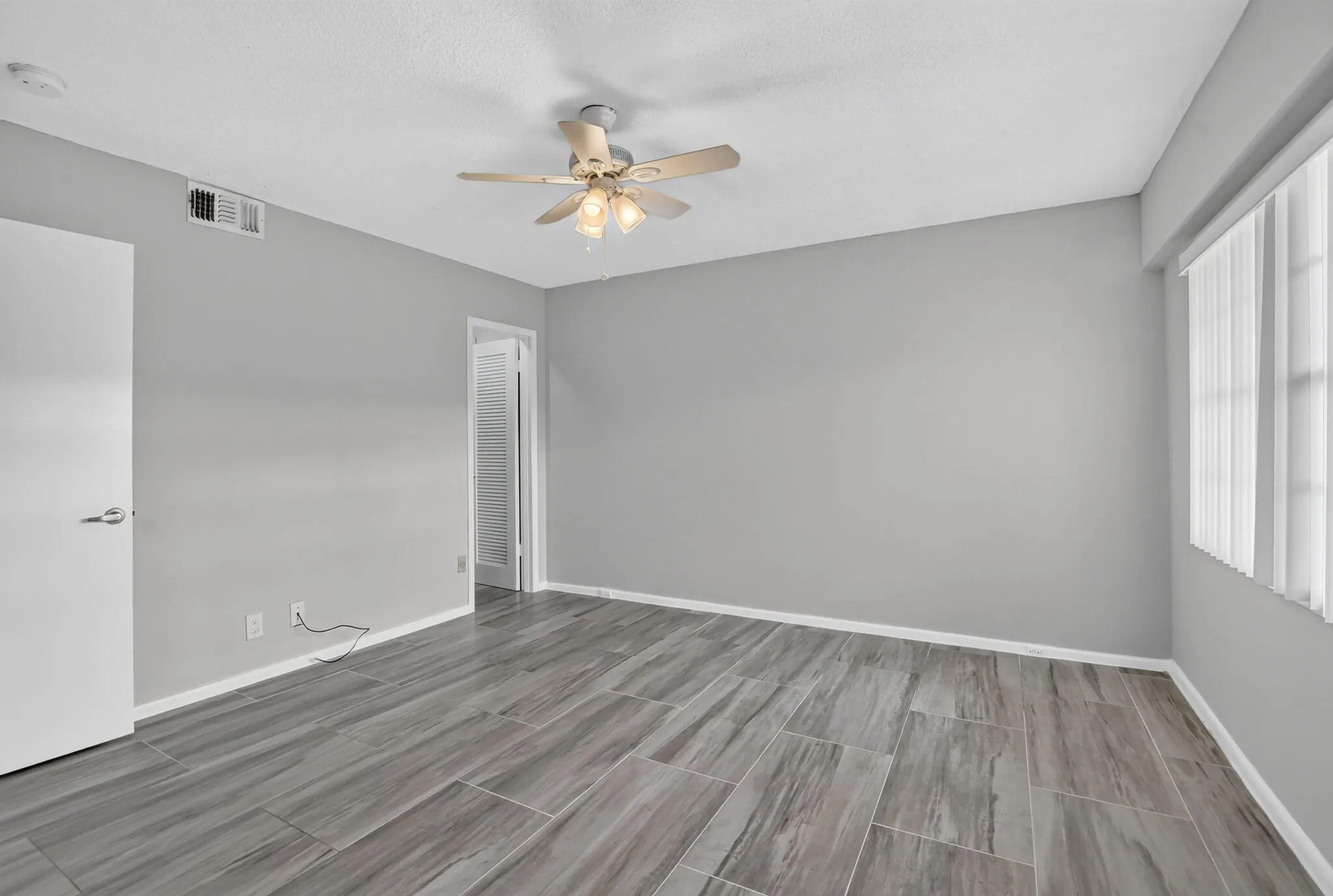 204 DORSET E