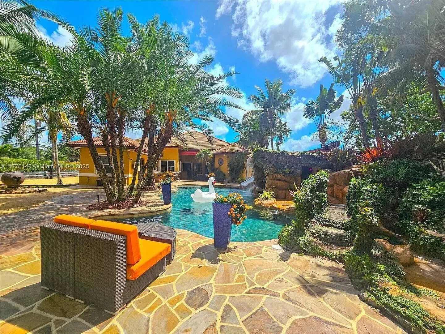 14503 SW 16TH Street SW
