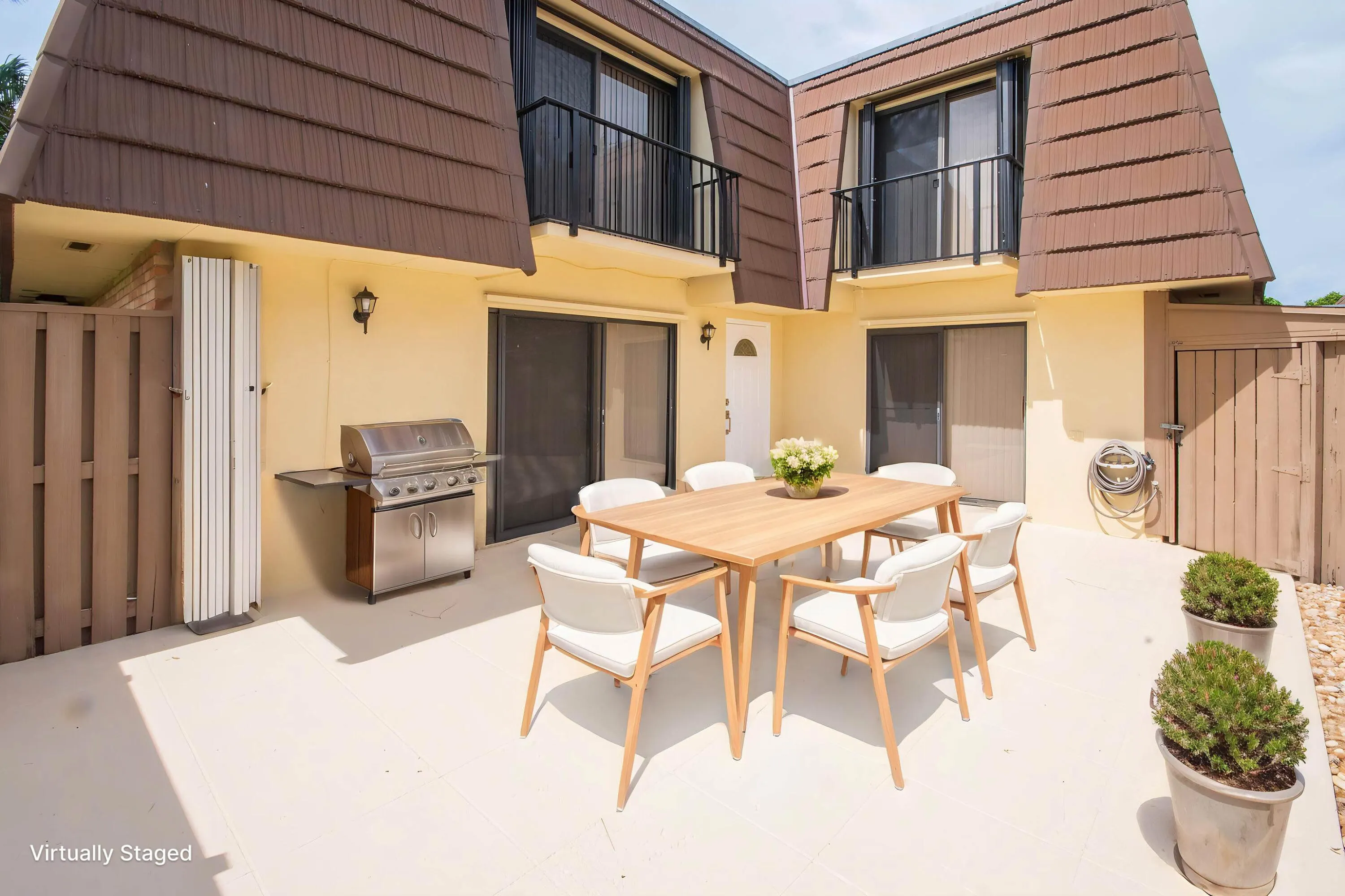 809 8TH Court