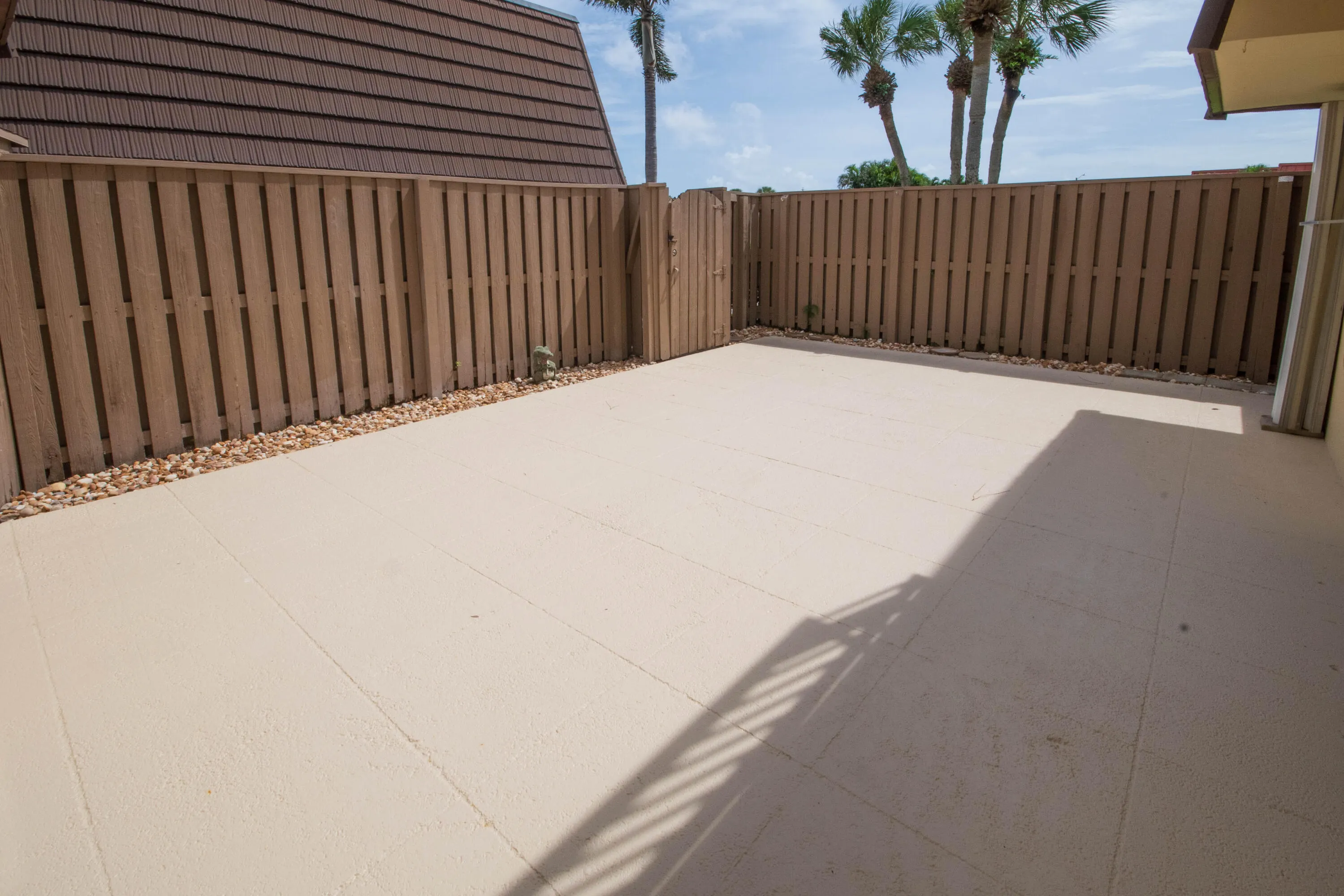 809 8TH Court