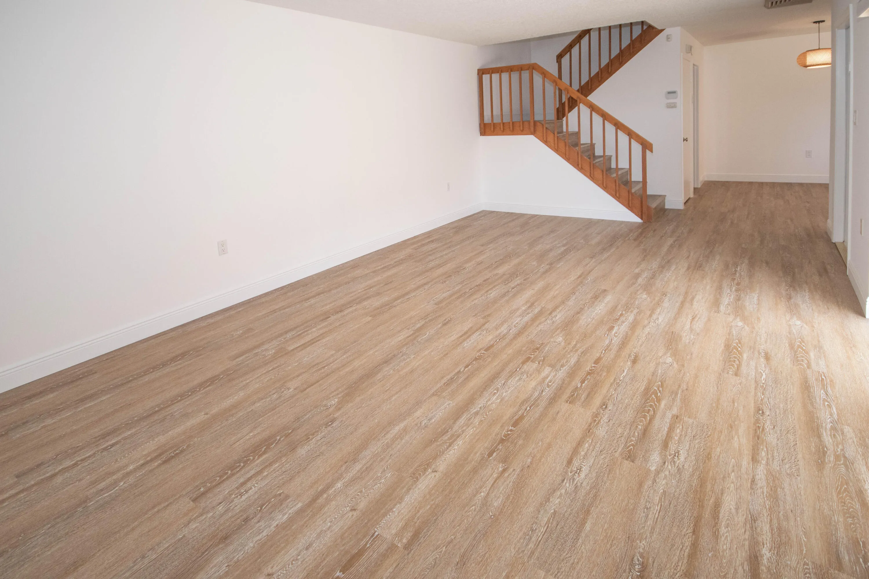 809 8TH Court